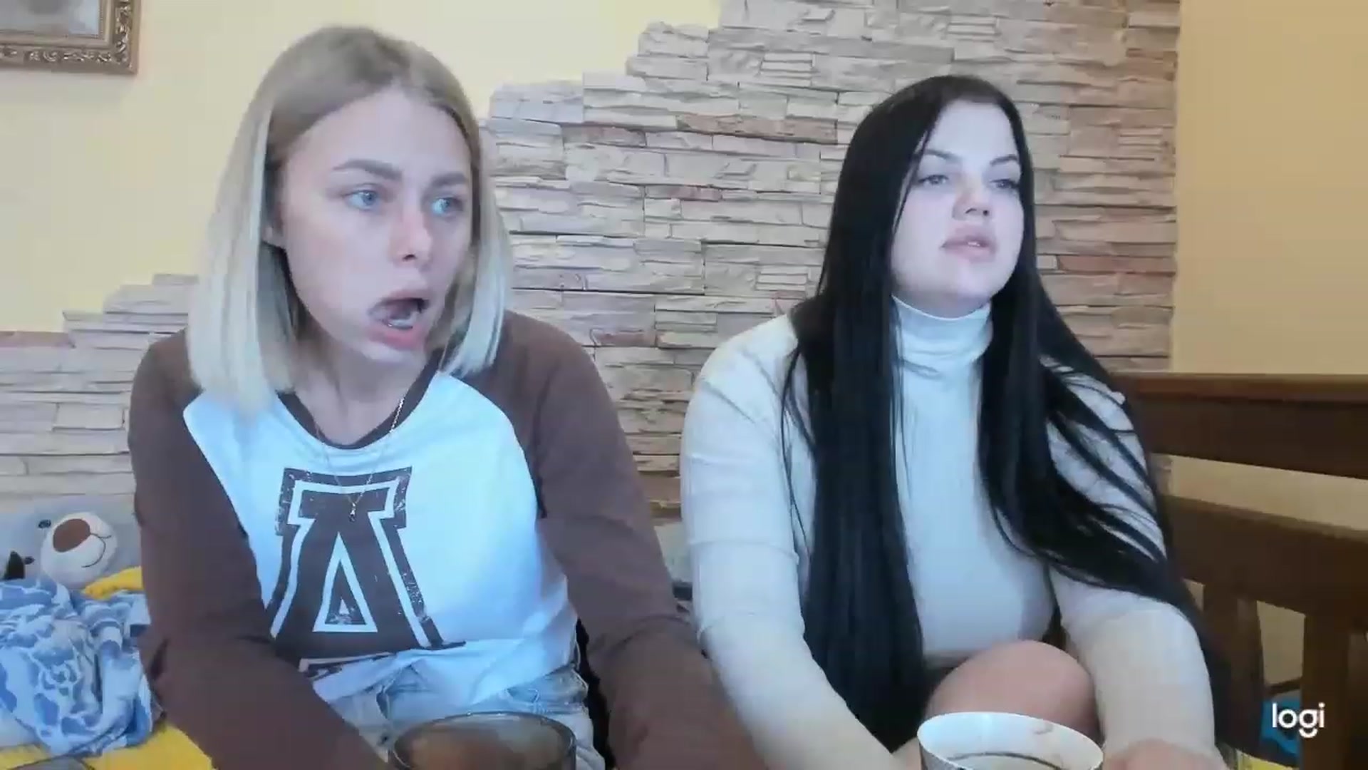 Gallery image thumbnail from YourPupsik's myfreecams stream on, 12/29/2022, 11:28 image 15 of 20