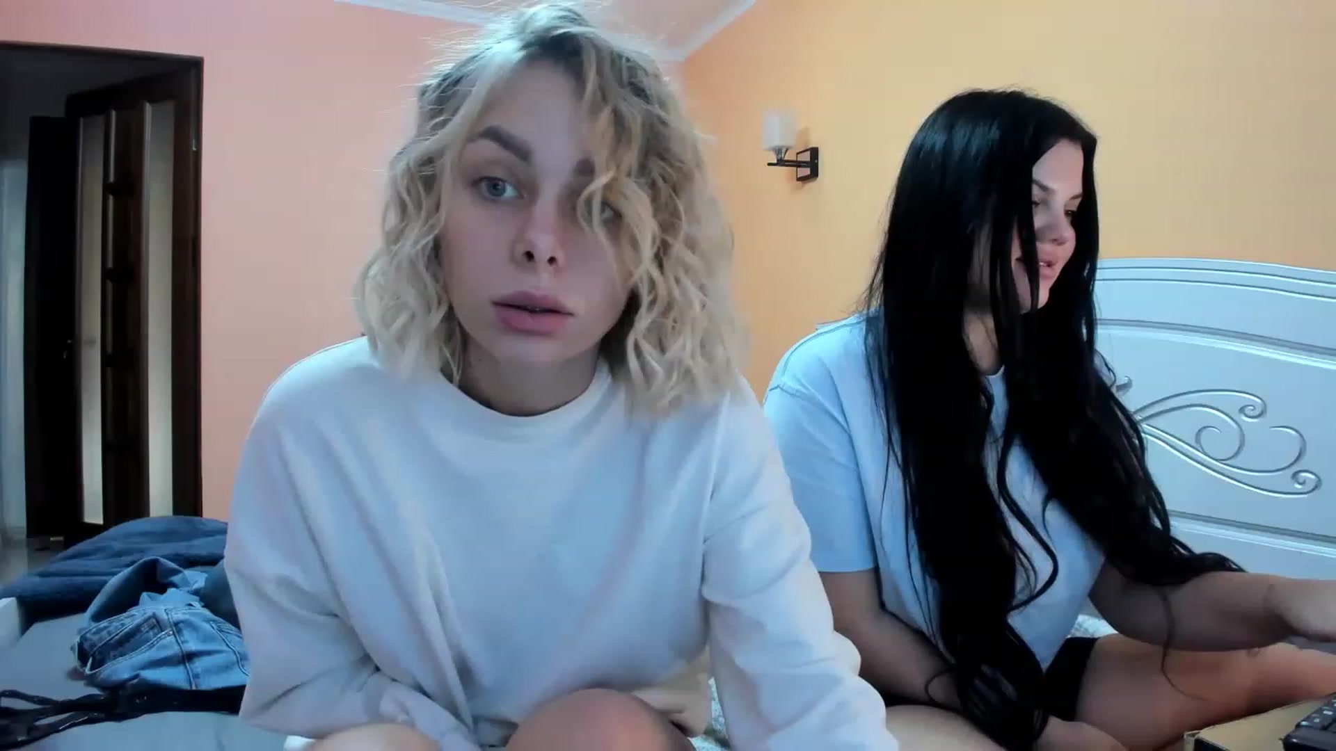 Gallery image thumbnail from YourPupsik's myfreecams stream on, 12/31/2022, 12:47 image 8 of 20