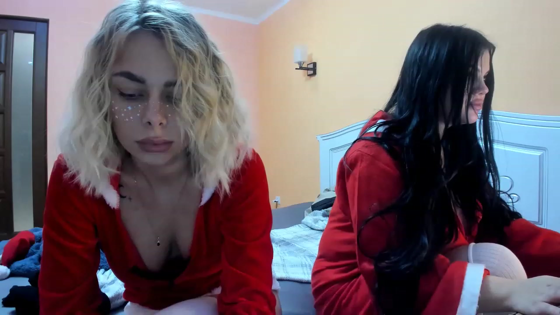 Gallery image thumbnail from YourPupsik's myfreecams stream on, 01/01/2023, 16:55 image 2 of 20
