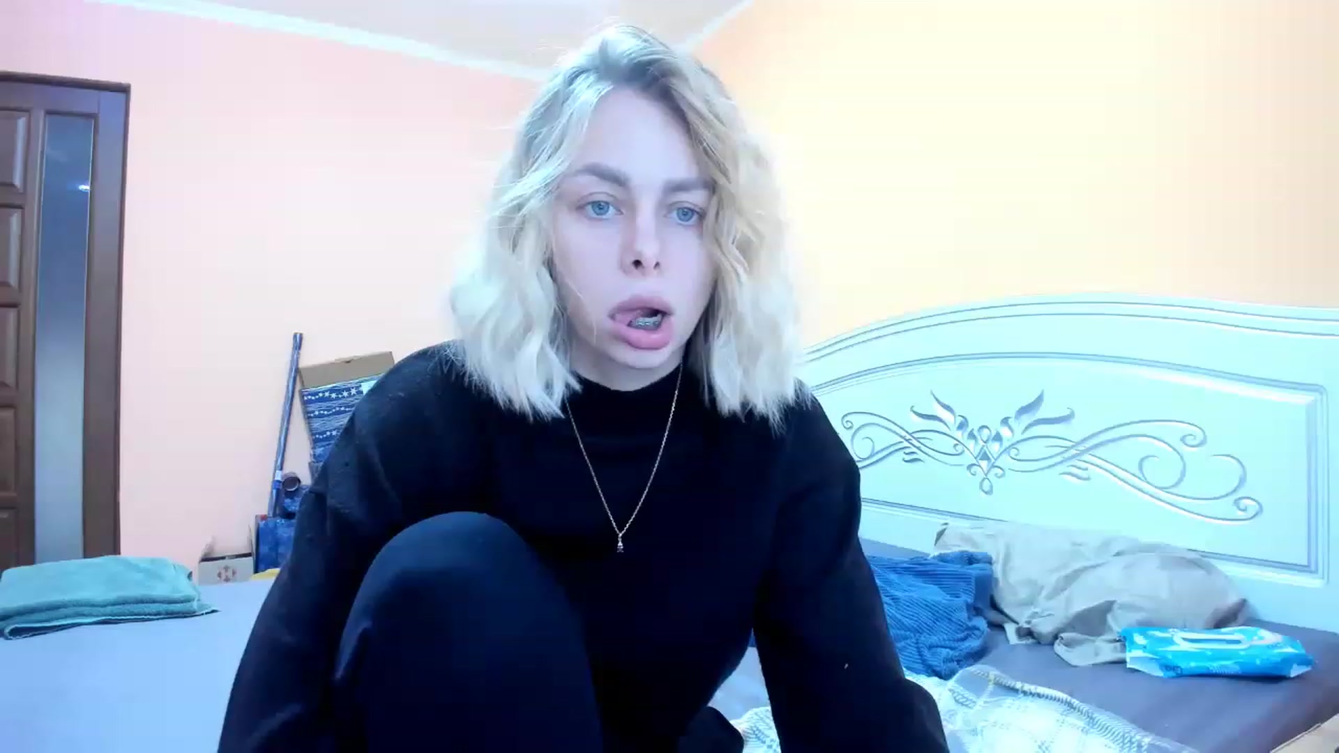 Gallery image thumbnail from YourPupsik's myfreecams stream on, 01/03/2023, 10:44 image 15 of 20