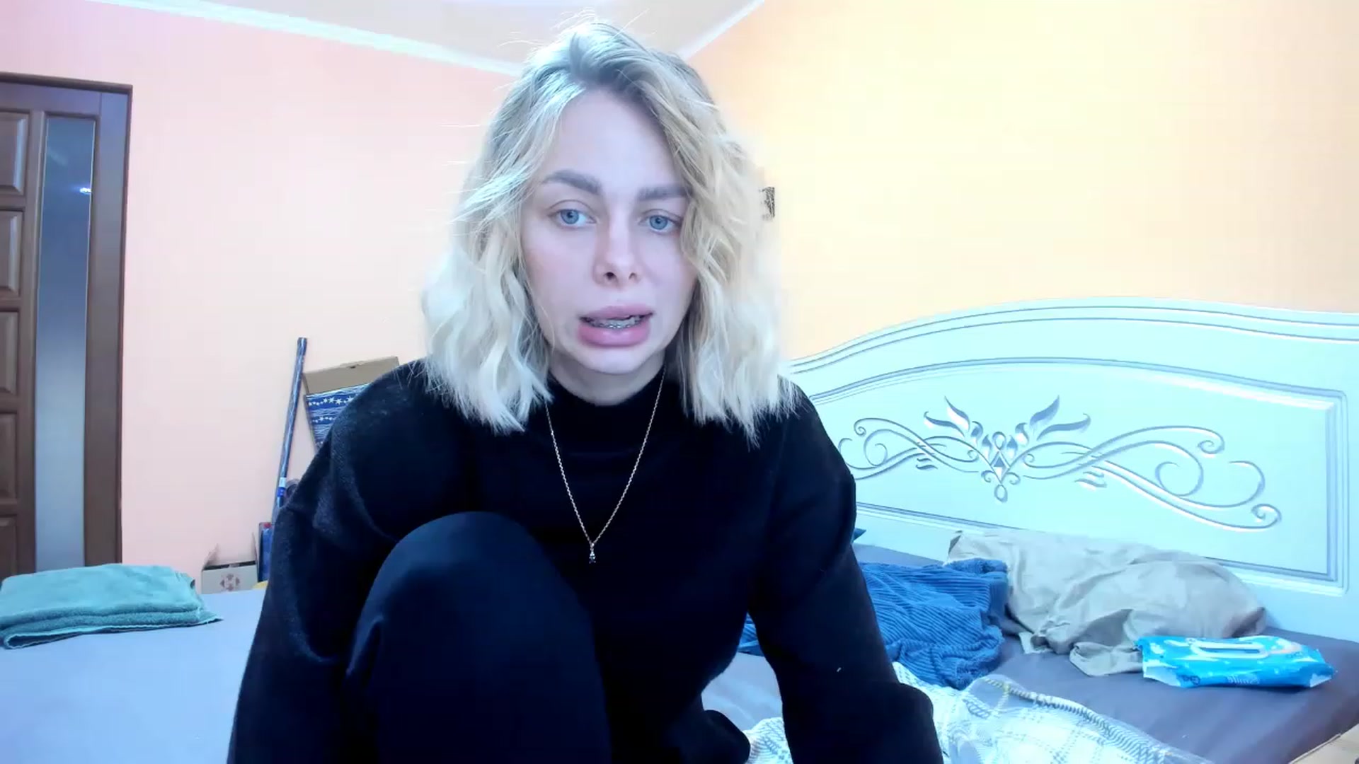Gallery image thumbnail from YourPupsik's myfreecams stream on, 01/03/2023, 10:44 image 13 of 20