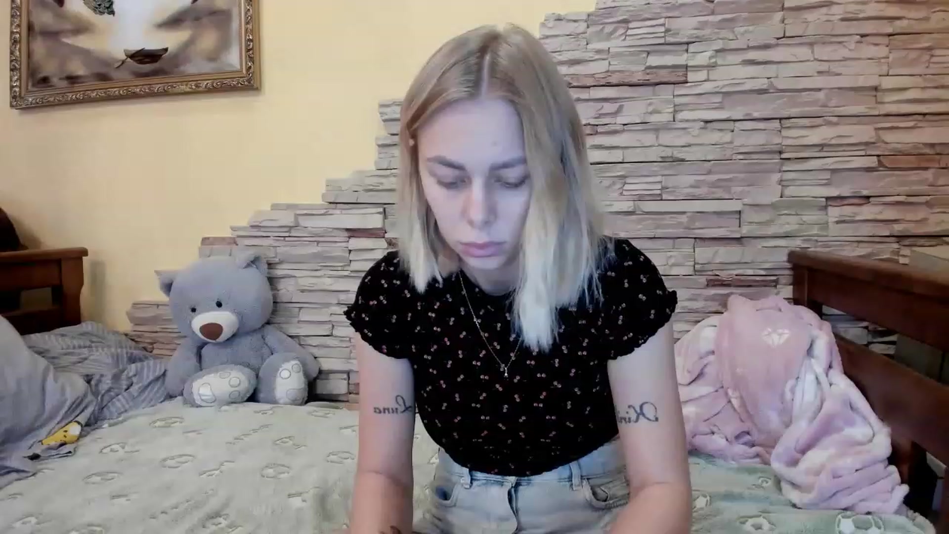 Gallery image thumbnail from YourPupsik's myfreecams stream on, 01/25/2023, 13:05 image 8 of 20