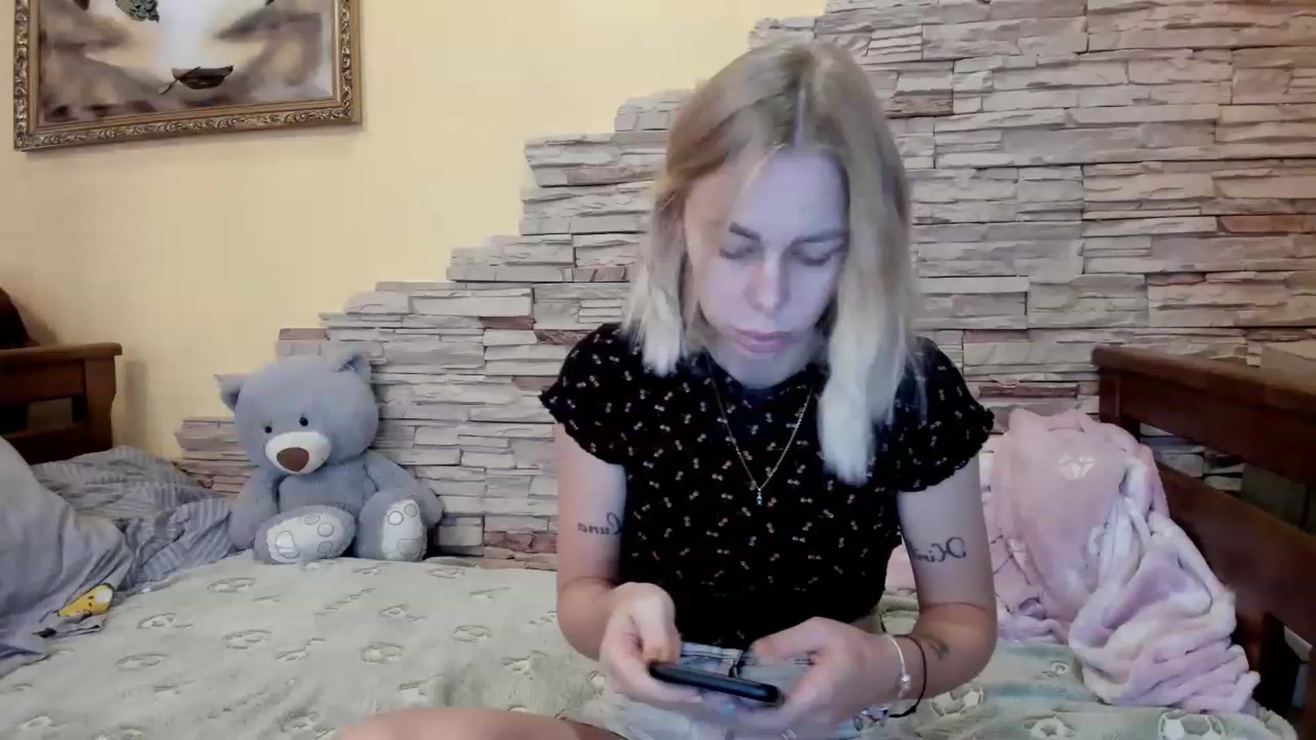 Gallery image thumbnail from YourPupsik's myfreecams stream on, 01/25/2023, 13:05 image 3 of 20