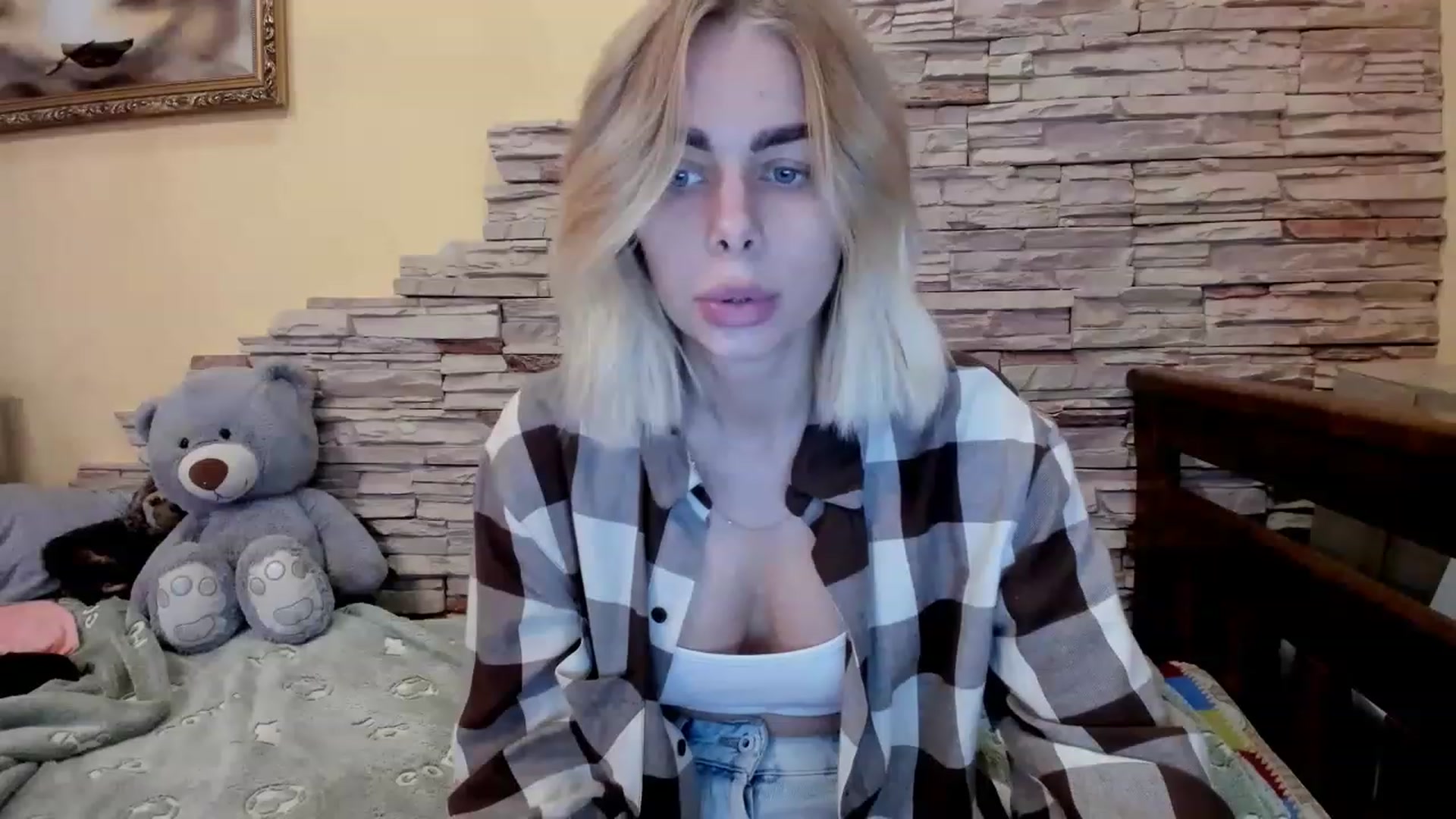 Gallery image thumbnail from YourPupsik's myfreecams stream on, 01/29/2023, 10:28 image 10 of 20