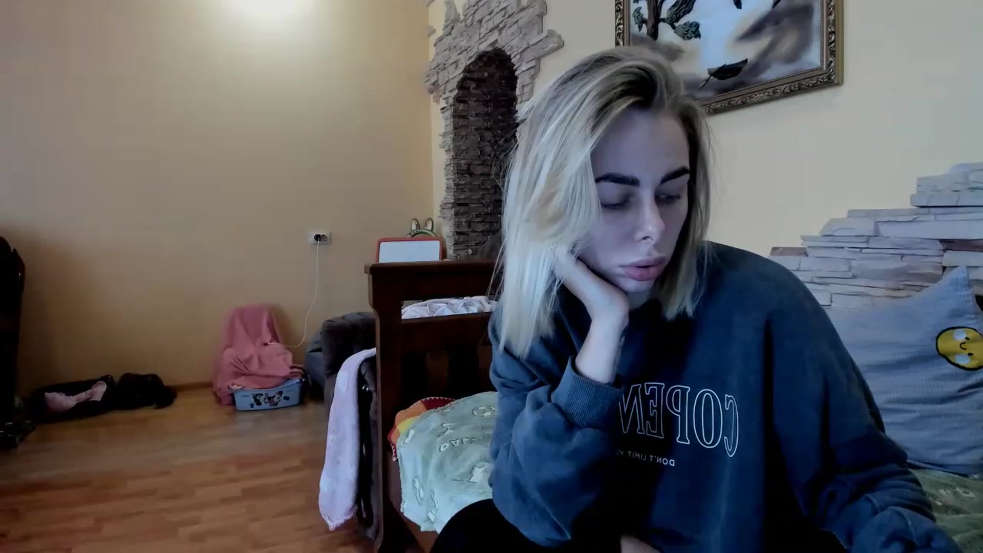 Gallery image thumbnail from YourPupsik's myfreecams stream on, 01/31/2023, 09:47 image 16 of 20