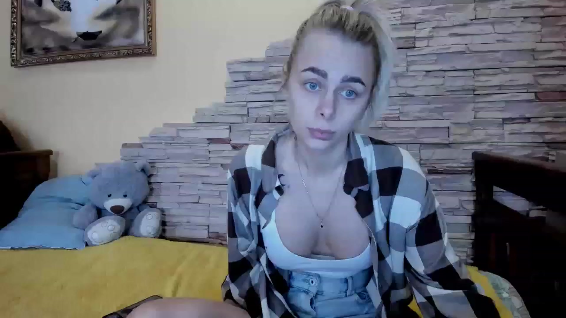 Gallery image thumbnail from YourPupsik's myfreecams stream on, 02/02/2023, 14:00 image 4 of 20