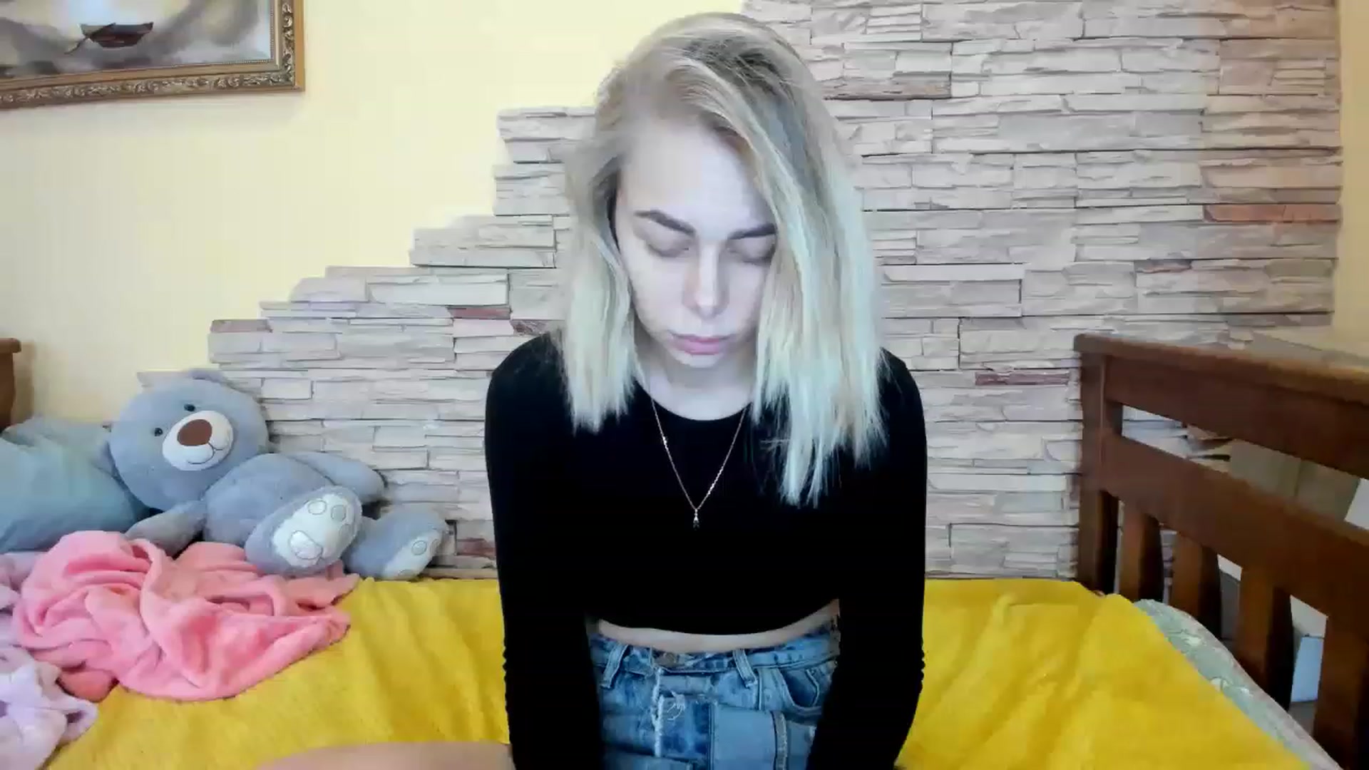 Gallery image thumbnail from YourPupsik's myfreecams stream on, 02/04/2023, 12:06 image 15 of 20