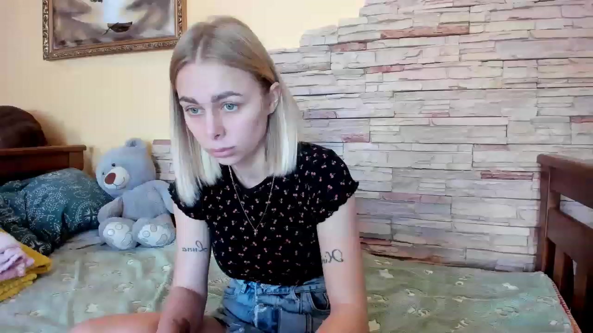 Gallery image thumbnail from YourPupsik's myfreecams stream on, 02/09/2023, 13:47 image 18 of 20