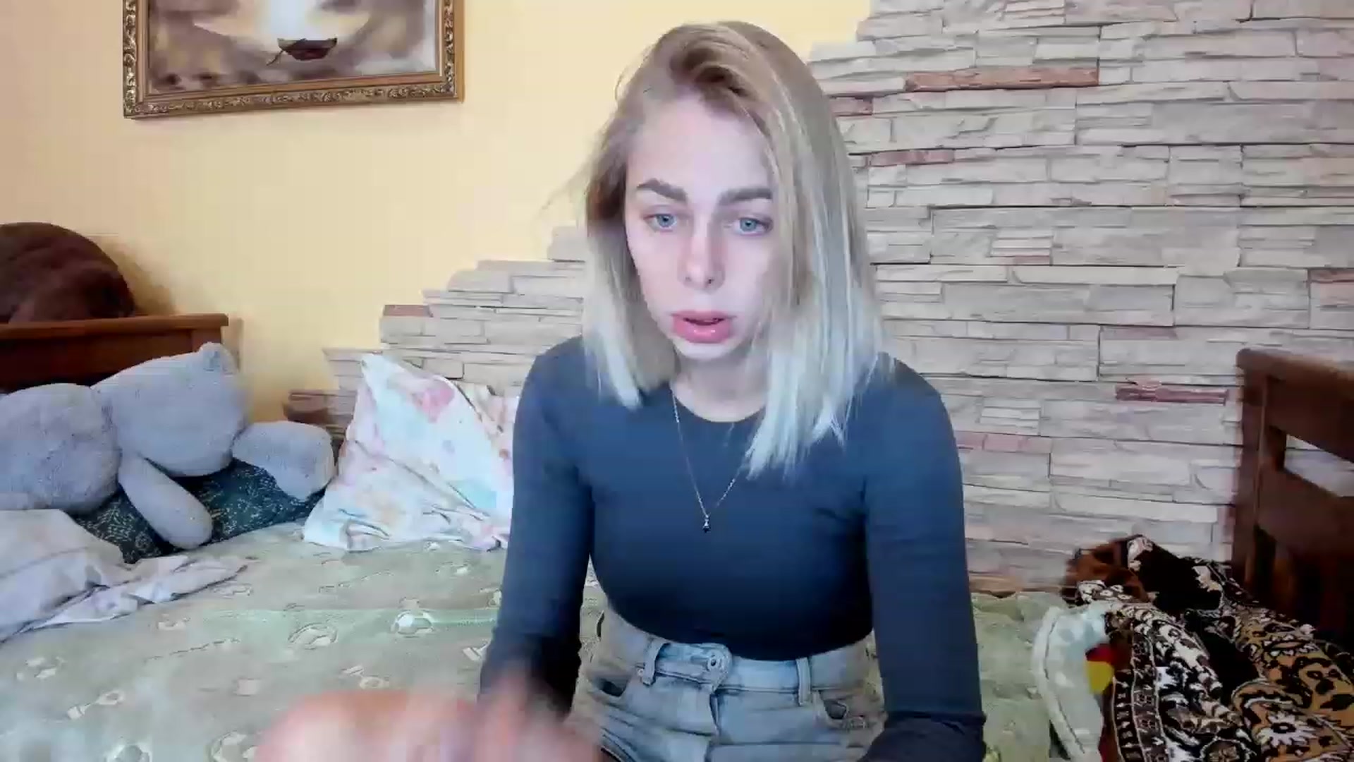 Gallery image thumbnail from YourPupsik's myfreecams stream on, 02/13/2023, 08:42 image 2 of 20