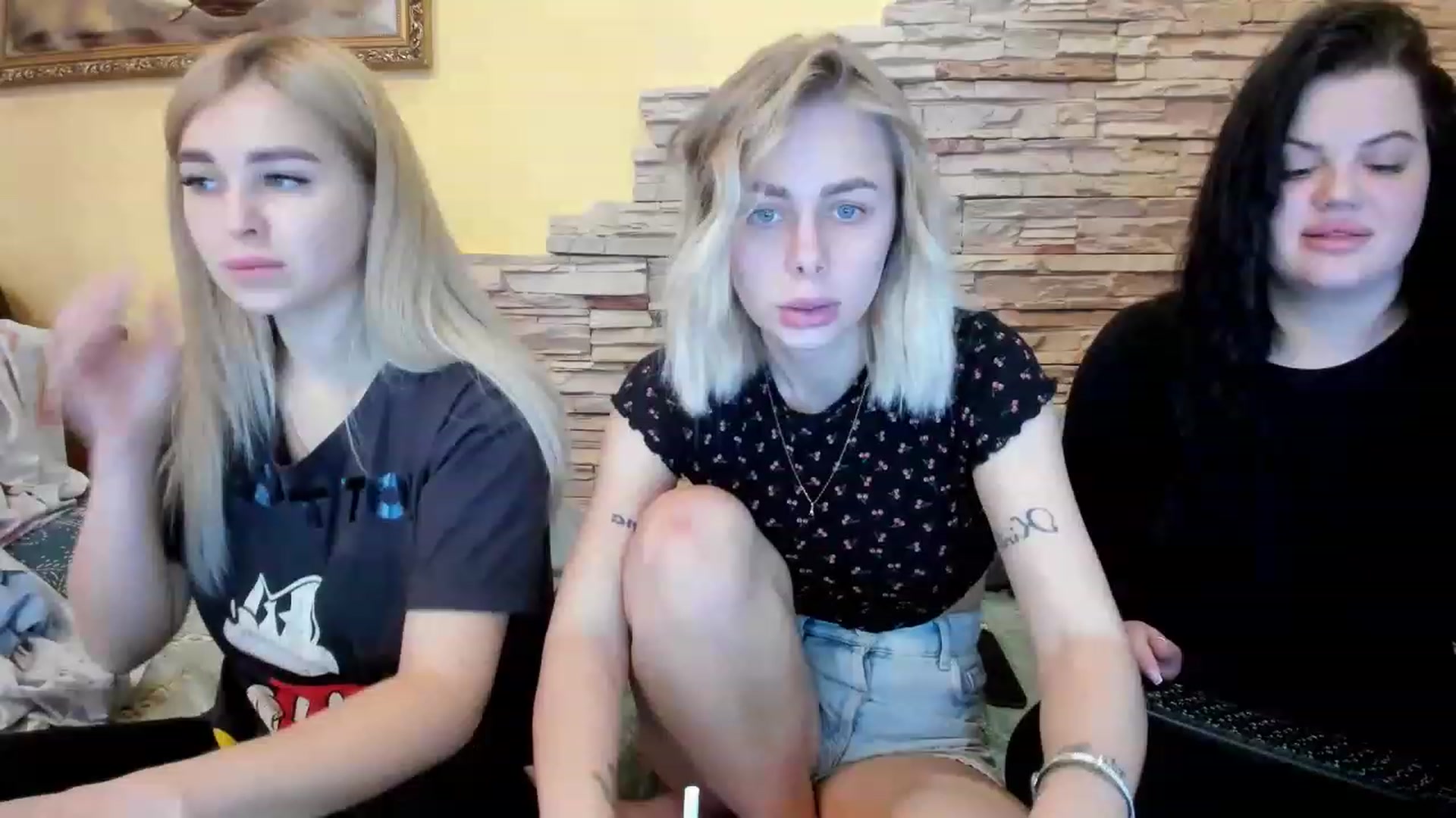 Gallery image thumbnail from YourPupsik's myfreecams stream on, 02/14/2023, 10:17 image 3 of 20