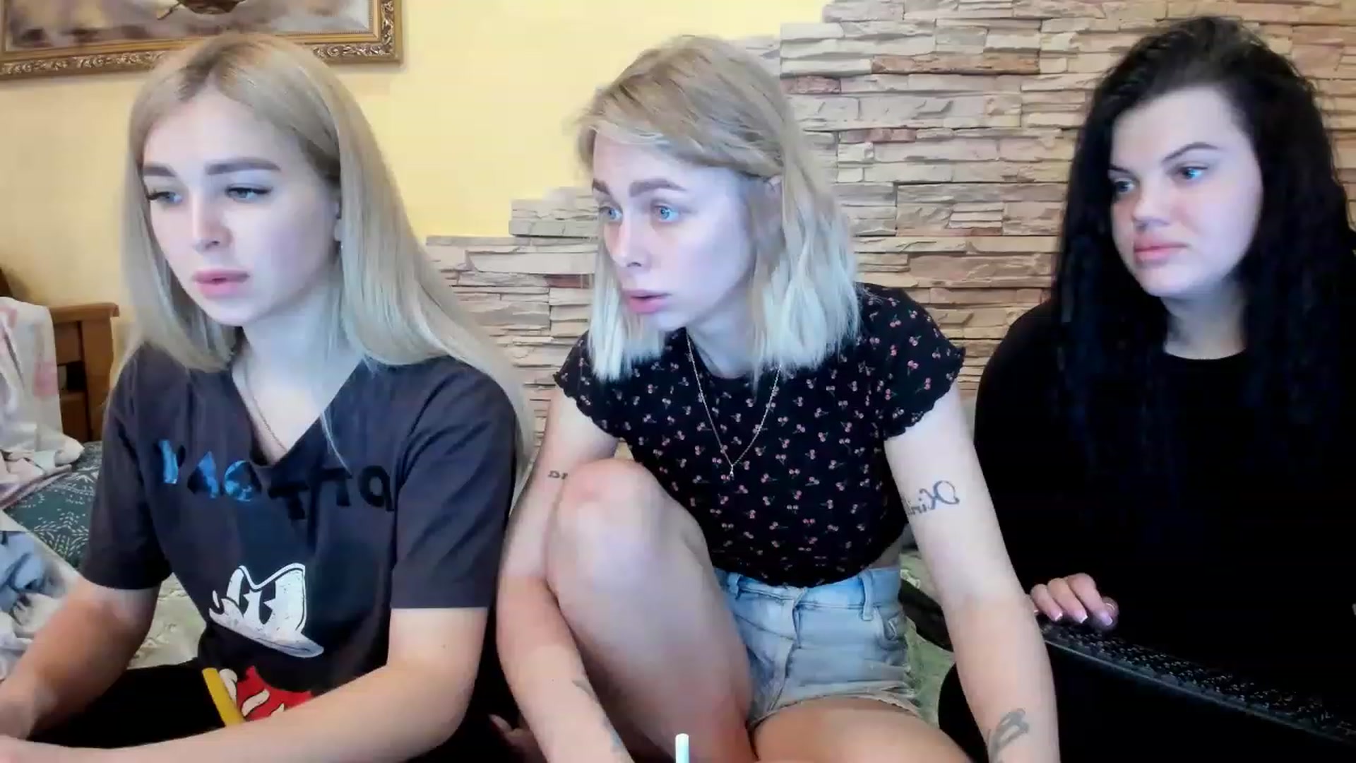Gallery image thumbnail from YourPupsik's myfreecams stream on, 02/14/2023, 10:17 image 1 of 20