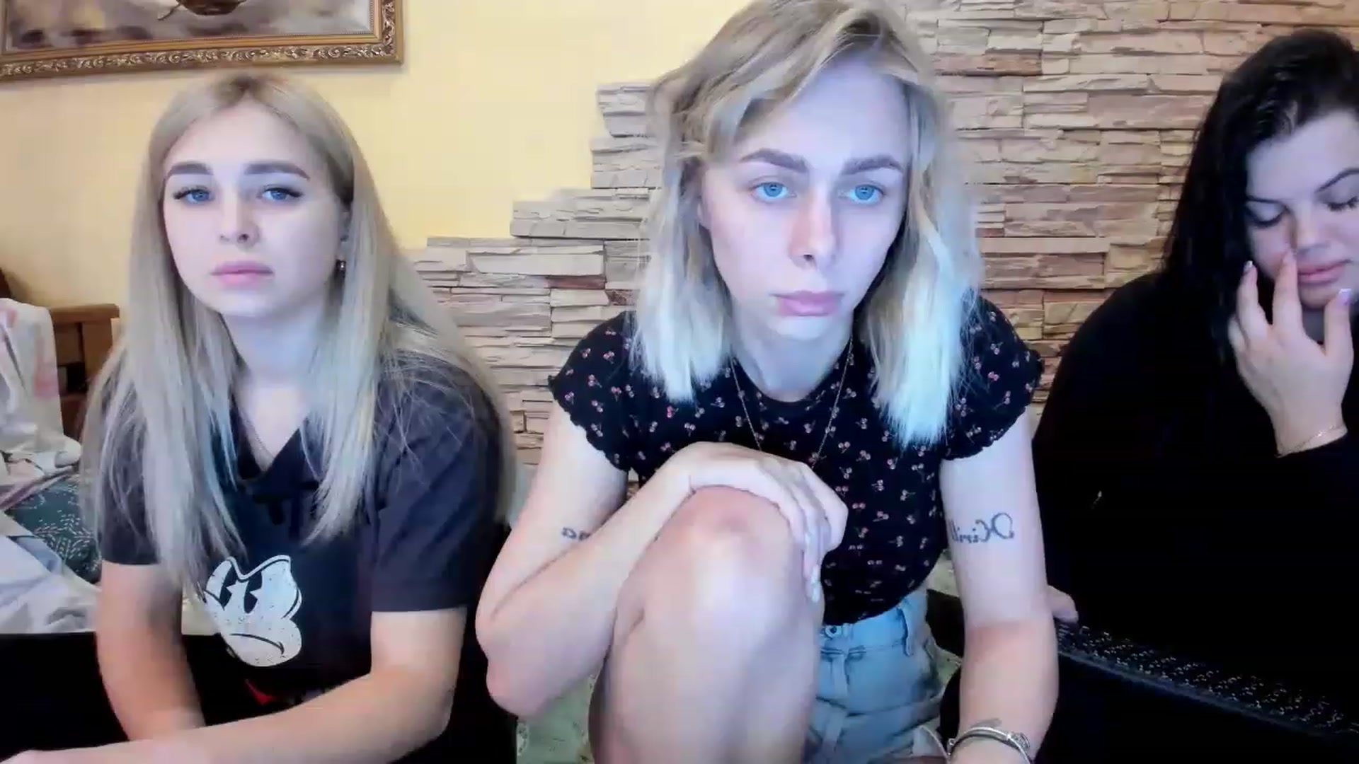 Gallery image thumbnail from YourPupsik's myfreecams stream on, 02/14/2023, 10:17 image 8 of 20