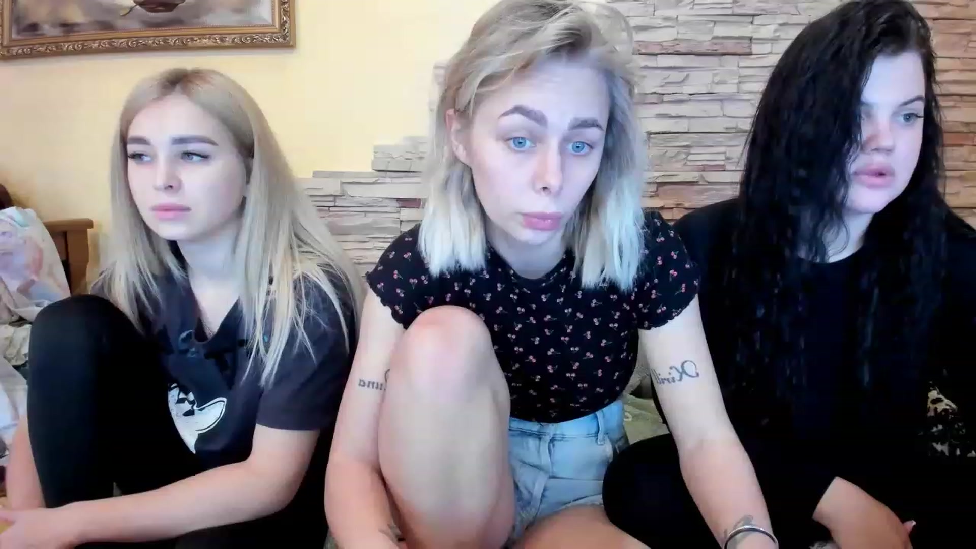Gallery image thumbnail from YourPupsik's myfreecams stream on, 02/14/2023, 11:38 image 5 of 20