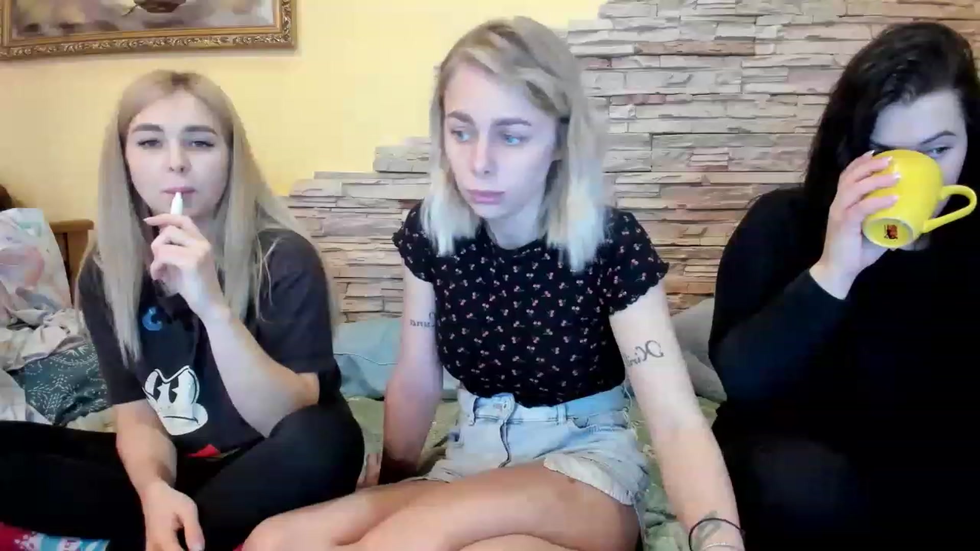 Gallery image thumbnail from YourPupsik's myfreecams stream on, 02/14/2023, 11:38 image 18 of 20