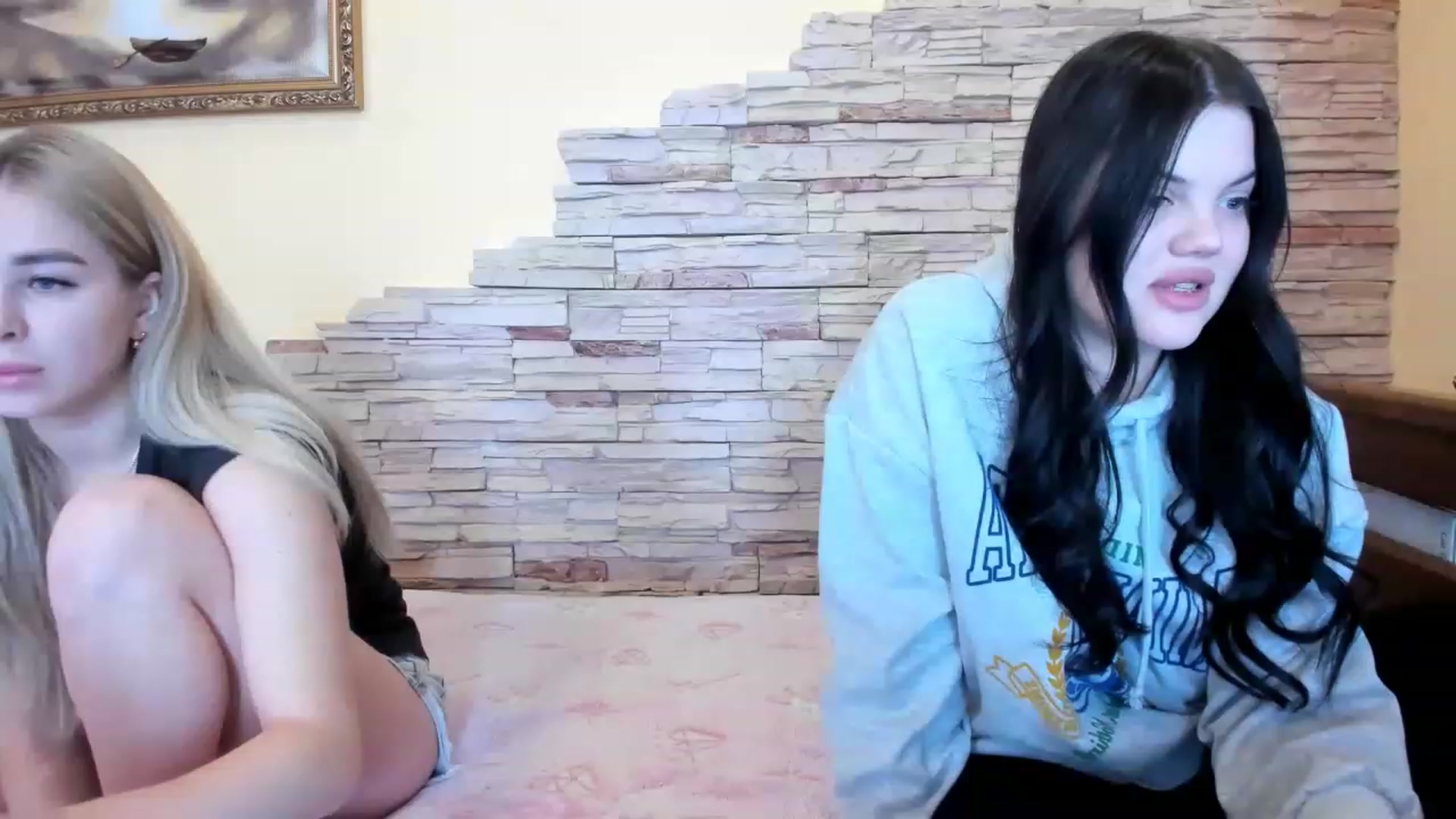 Gallery image thumbnail from YourPupsik's myfreecams stream on, 02/17/2023, 09:59 image 1 of 20