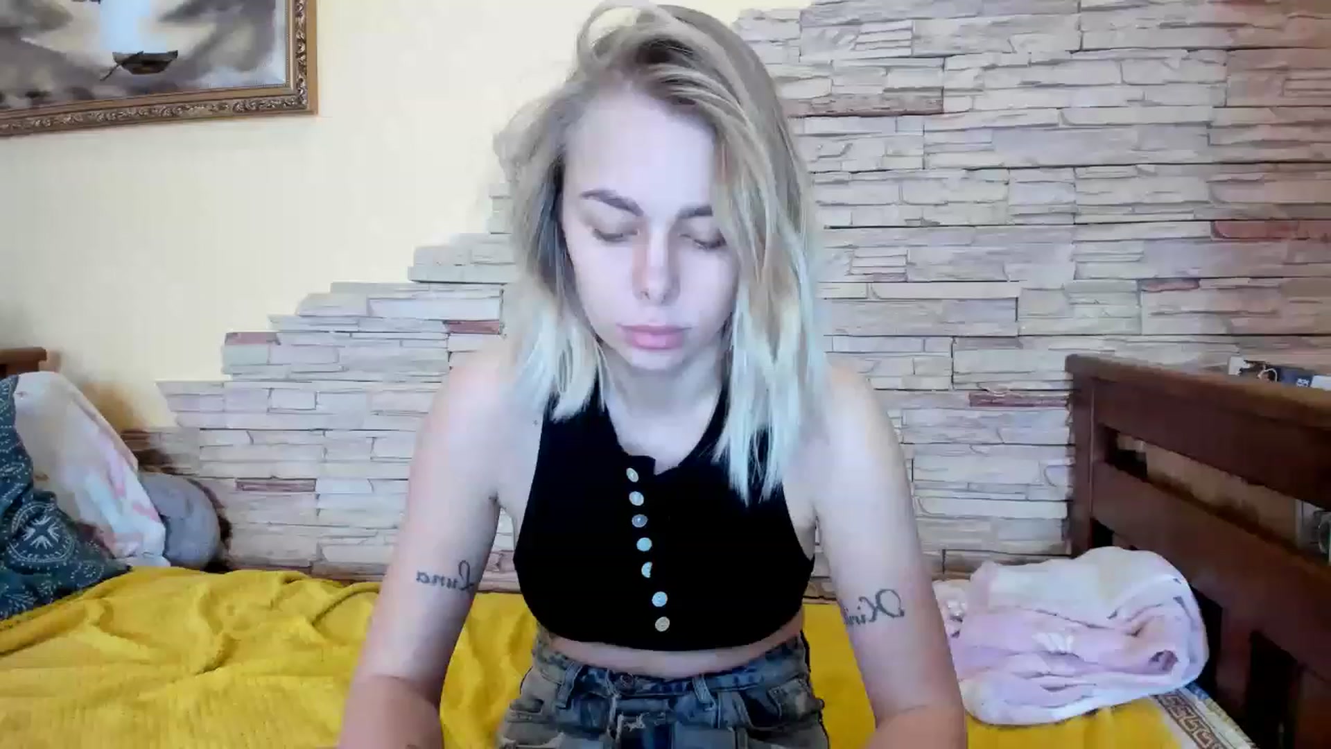 Gallery image thumbnail from YourPupsik's myfreecams stream on, 02/22/2023, 12:07 image 11 of 20