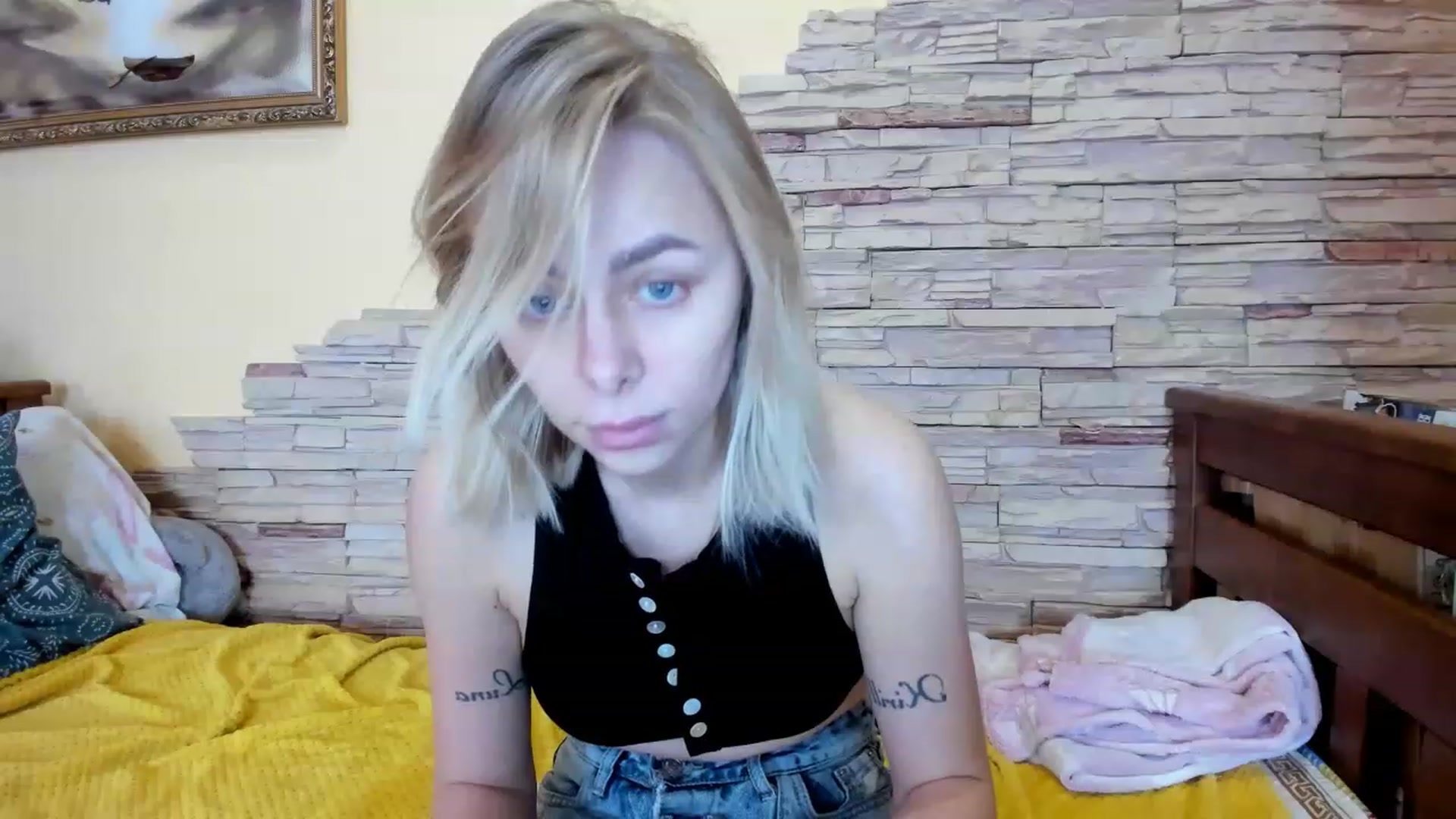 Gallery image thumbnail from YourPupsik's myfreecams stream on, 02/22/2023, 12:07 image 8 of 20