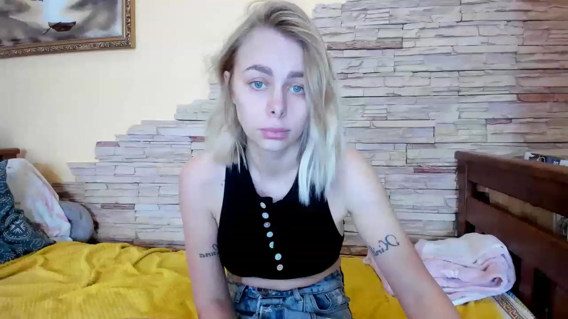 Gallery image thumbnail from YourPupsik's myfreecams stream on, 02/22/2023, 12:07 image 12 of 20