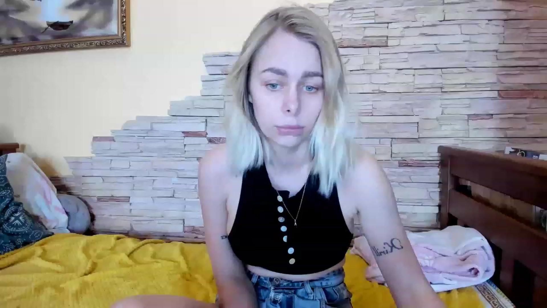 Gallery image thumbnail from YourPupsik's myfreecams stream on, 02/22/2023, 13:25 image 14 of 20