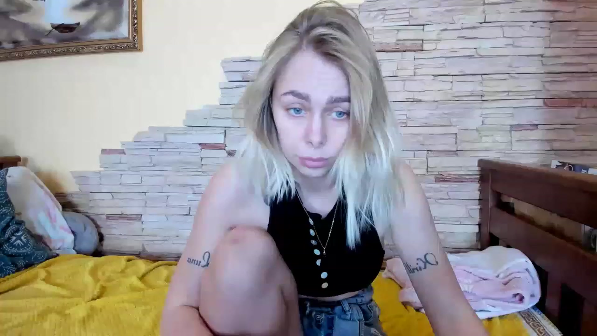 Gallery image thumbnail from YourPupsik's myfreecams stream on, 02/22/2023, 13:25 image 11 of 20
