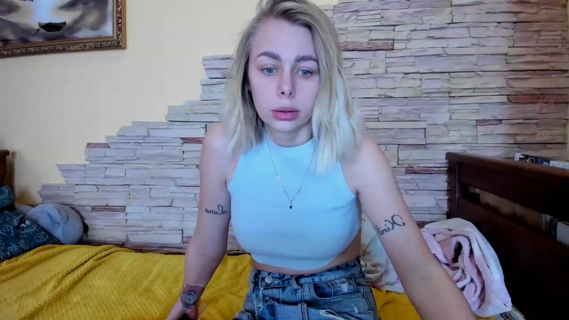 Gallery image thumbnail from YourPupsik's myfreecams stream on, 02/23/2023, 08:38 image 12 of 20