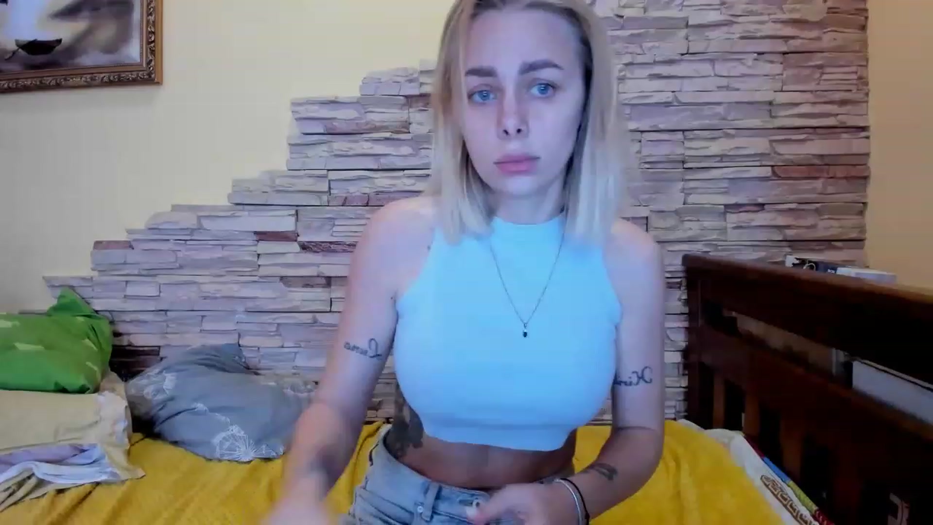 Gallery image thumbnail from YourPupsik's myfreecams stream on, 02/27/2023, 14:21 image 9 of 20