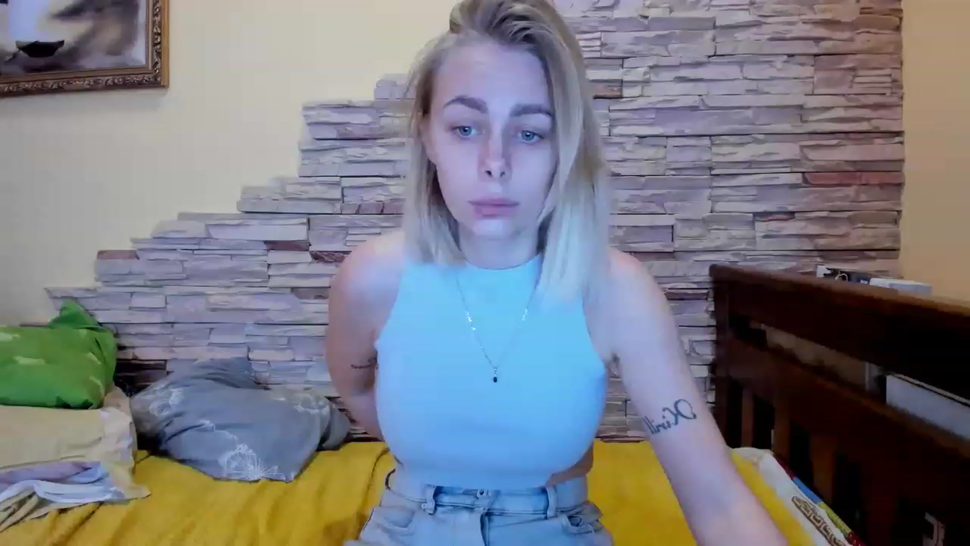 Gallery image thumbnail from YourPupsik's myfreecams stream on, 02/27/2023, 14:21 image 14 of 20