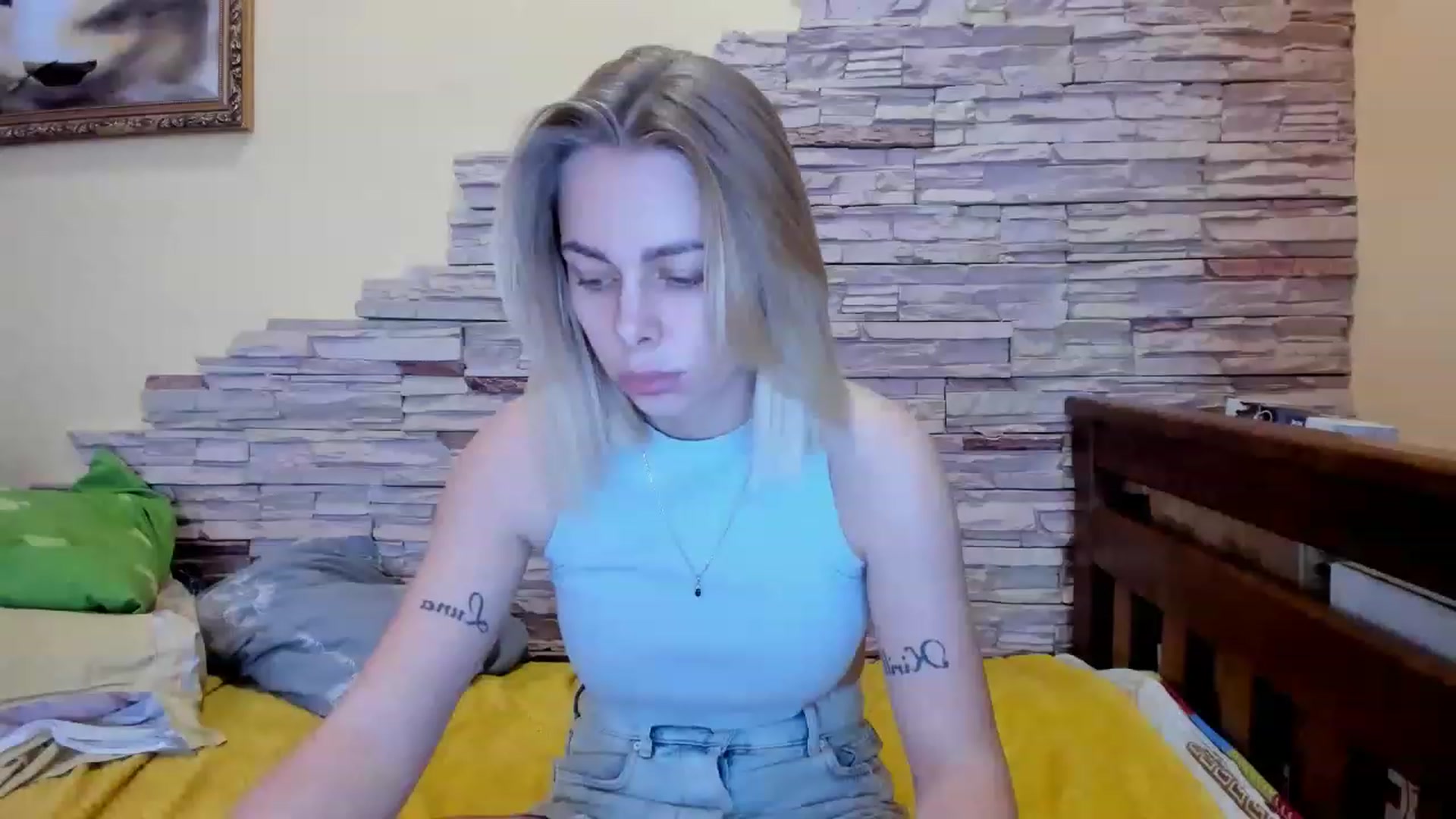 Gallery image thumbnail from YourPupsik's myfreecams stream on, 02/27/2023, 14:21 image 15 of 20