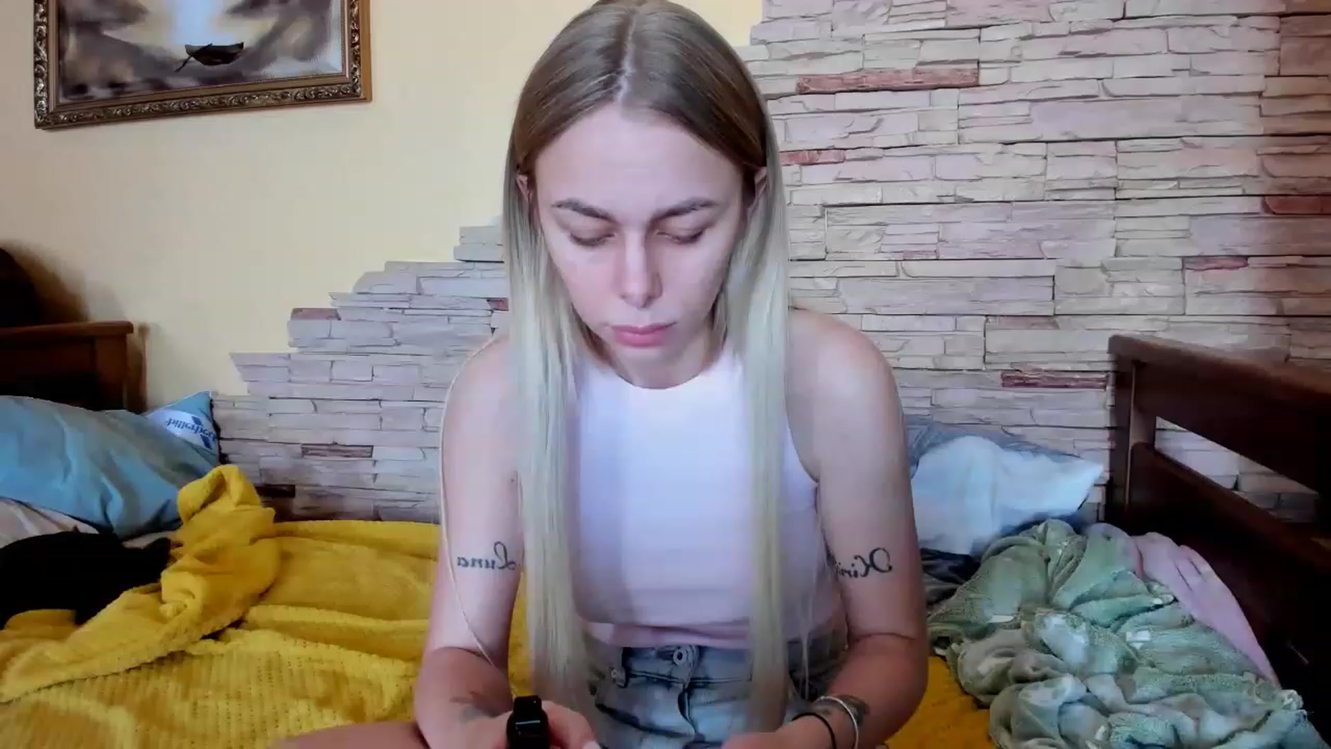 Gallery image thumbnail from YourPupsik's myfreecams stream on, 03/02/2023, 11:46 image 3 of 20