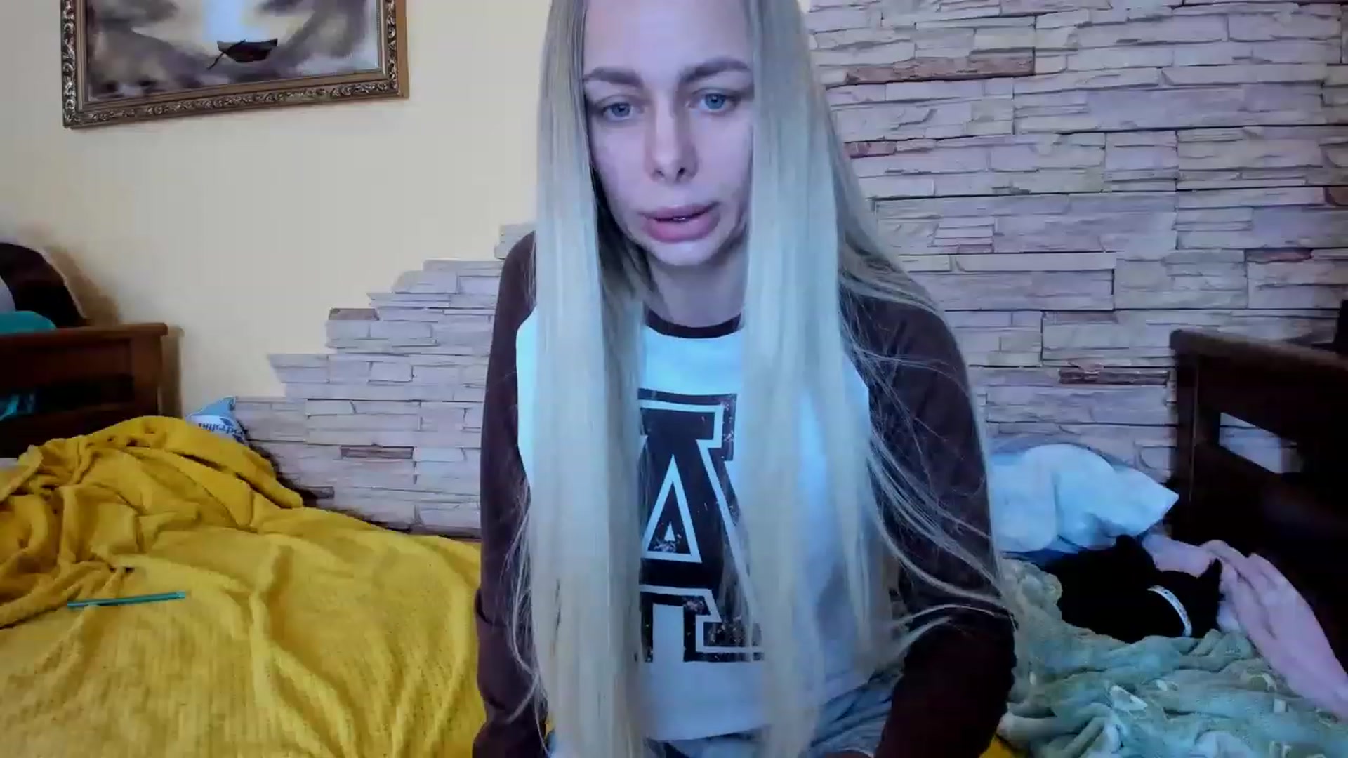 Gallery image thumbnail from YourPupsik's myfreecams stream on, 03/03/2023, 12:38 image 17 of 20