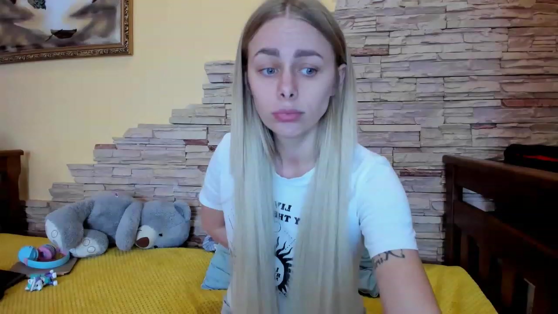 Gallery image thumbnail from YourPupsik's myfreecams stream on, 03/05/2023, 13:53 image 2 of 20