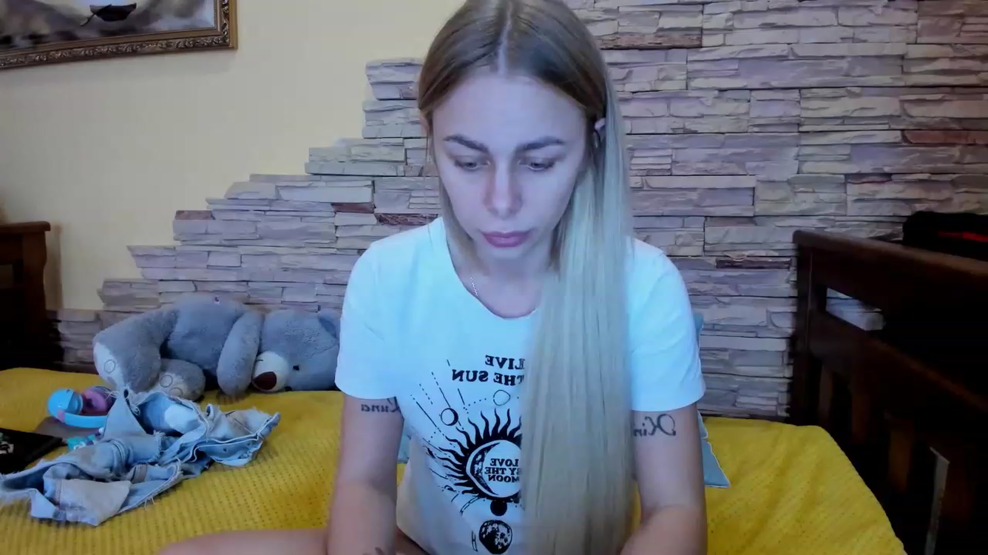 Gallery image thumbnail from YourPupsik's myfreecams stream on, 03/05/2023, 14:25 image 2 of 20