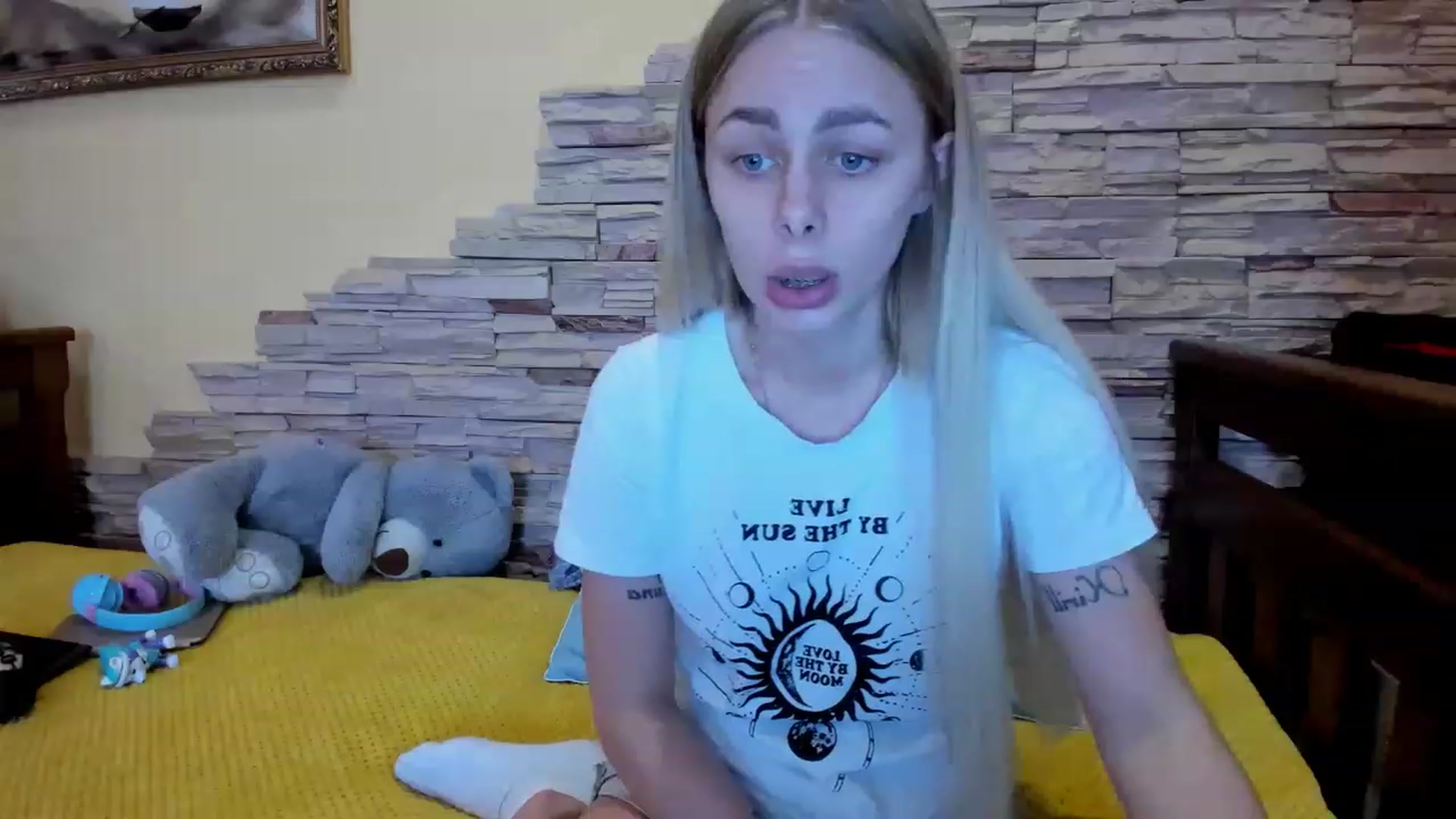 Gallery image thumbnail from YourPupsik's myfreecams stream on, 03/05/2023, 14:25 image 17 of 20