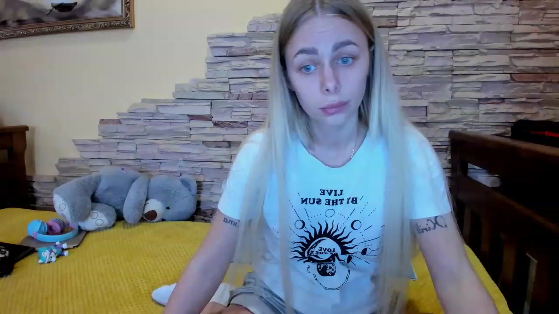 Gallery image thumbnail from YourPupsik's myfreecams stream on, 03/05/2023, 14:25 image 16 of 20