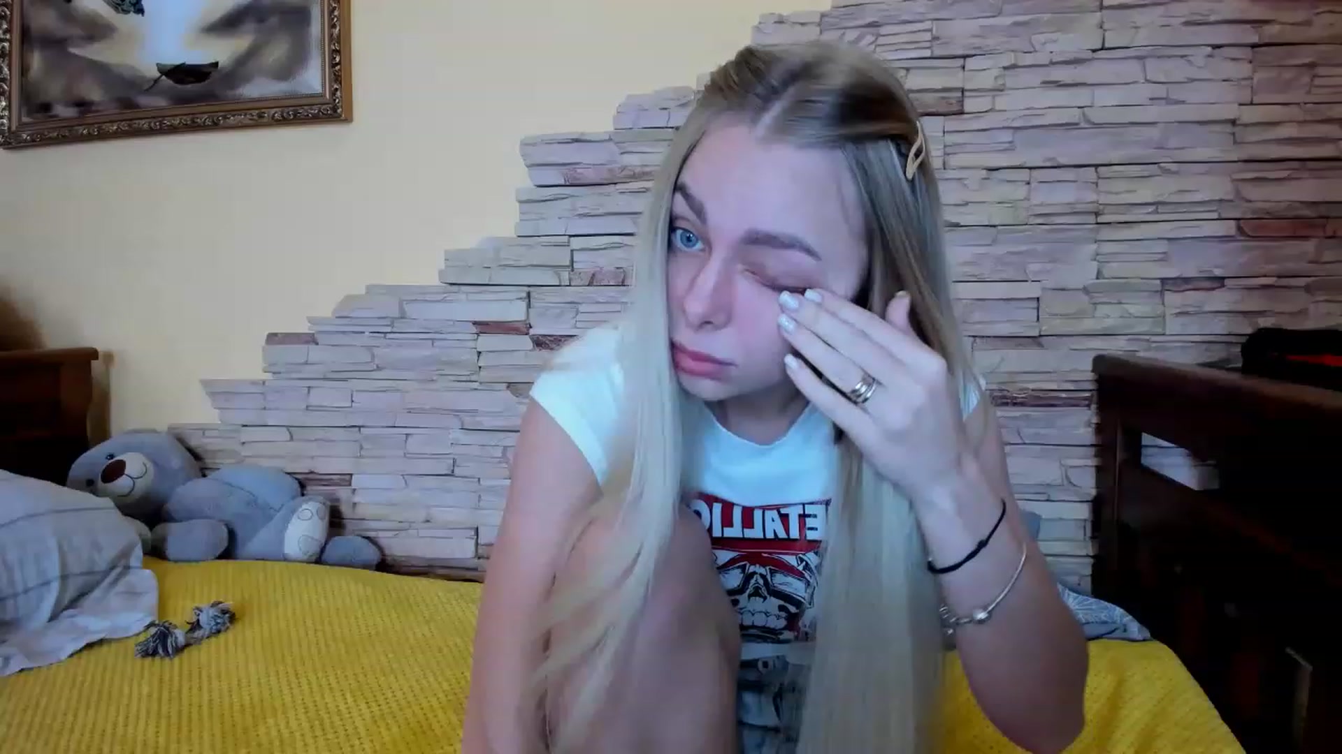 Gallery image thumbnail from YourPupsik's myfreecams stream on, 03/06/2023, 10:10 image 16 of 20
