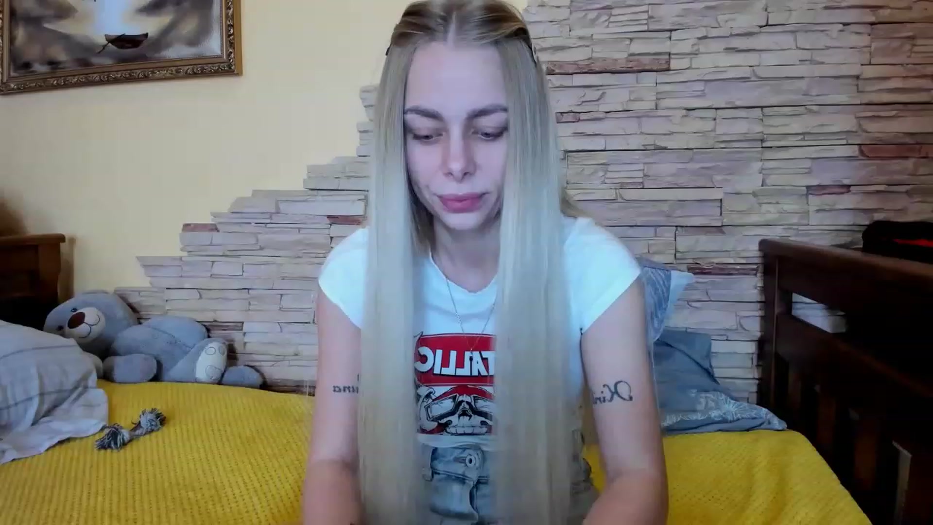 Gallery image thumbnail from YourPupsik's myfreecams stream on, 03/06/2023, 10:10 image 6 of 20