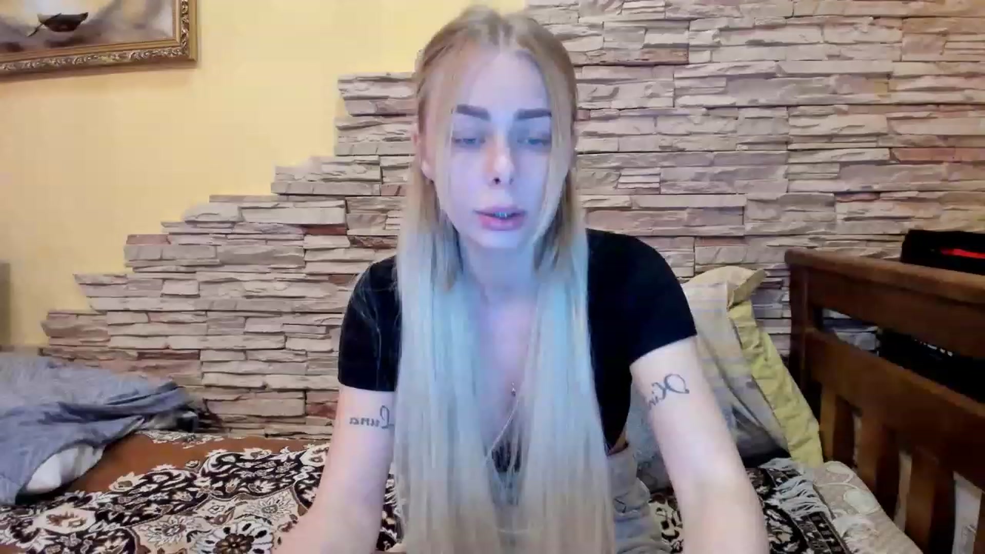 Gallery image thumbnail from YourPupsik's myfreecams stream on, 03/09/2023, 18:49 image 11 of 20