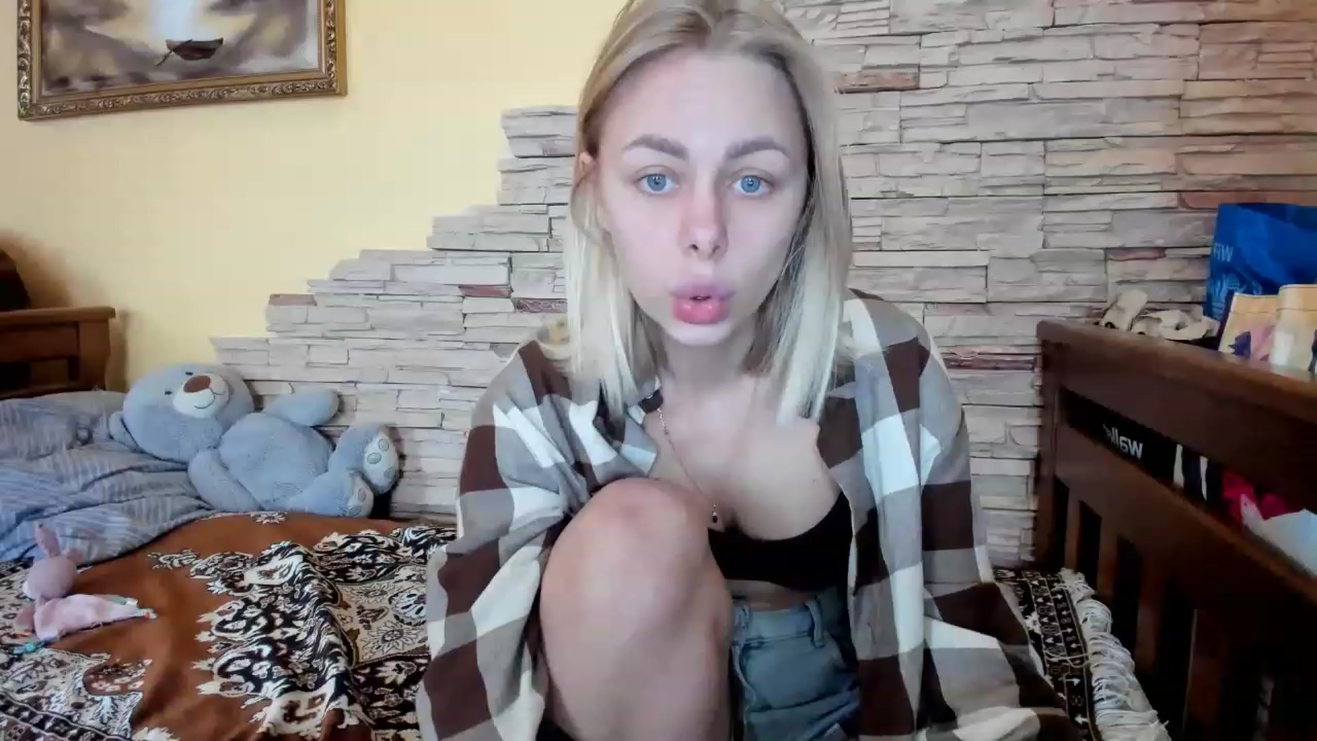 Gallery image thumbnail from YourPupsik's myfreecams stream on, 03/29/2023, 10:10 image 1 of 20