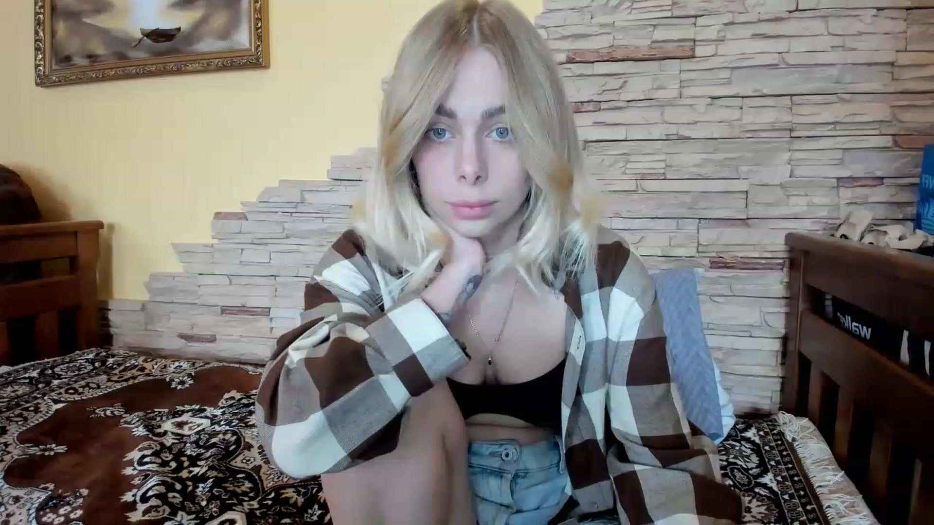 Gallery image thumbnail from YourPupsik's myfreecams stream on, 04/01/2023, 10:25 image 19 of 20