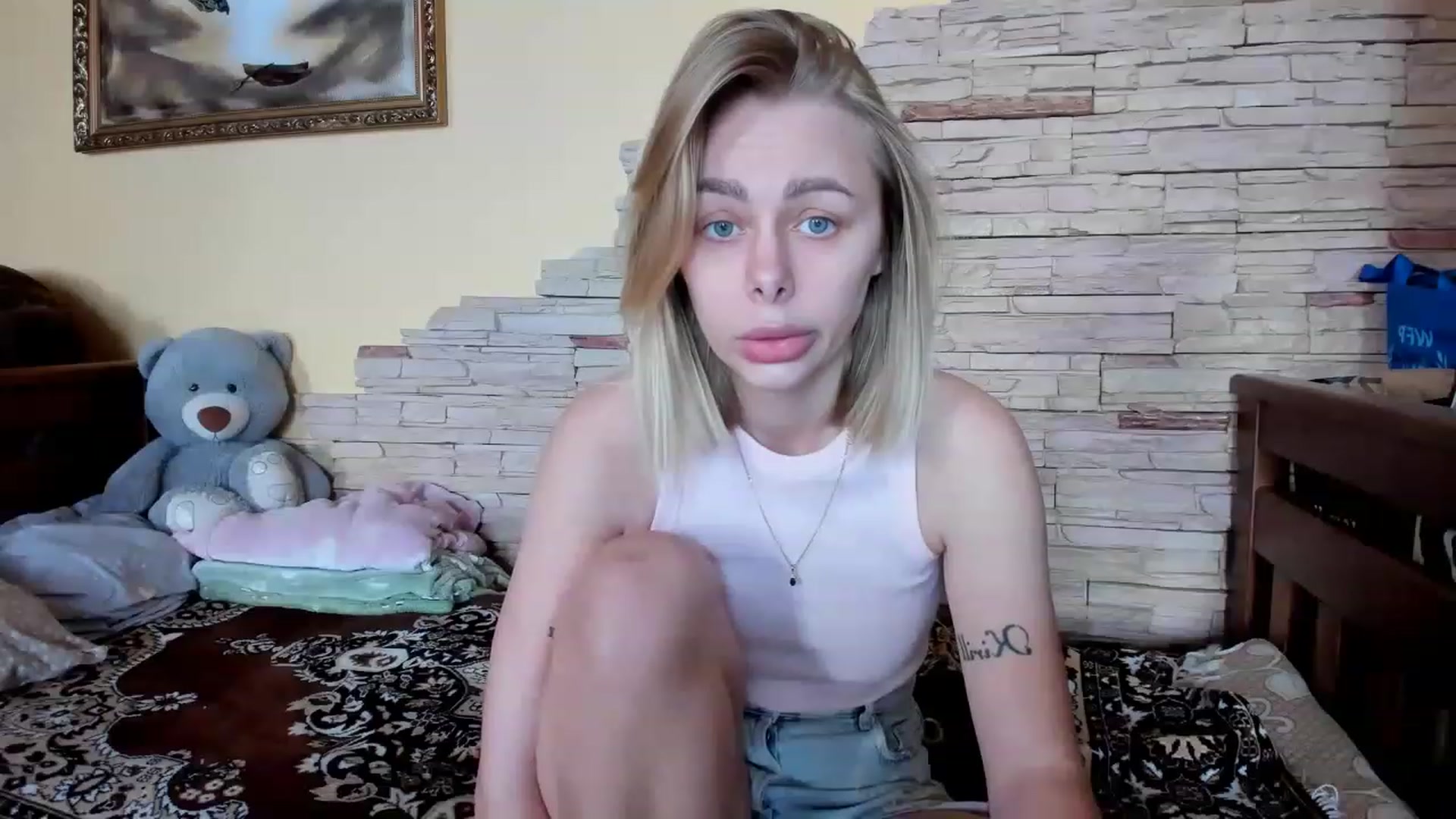 Gallery image thumbnail from YourPupsik's myfreecams stream on, 04/14/2023, 10:35 image 10 of 20