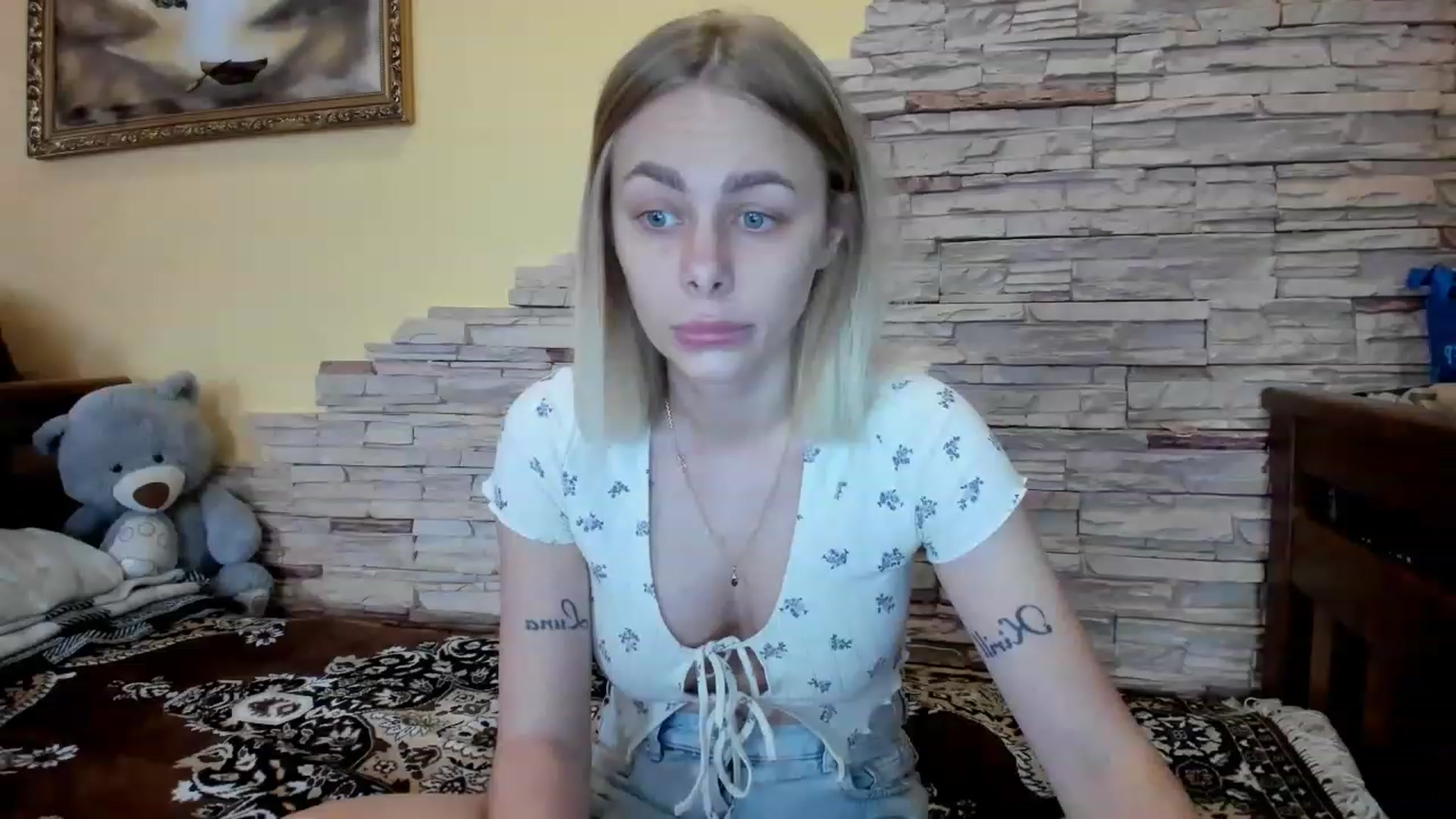 Gallery image thumbnail from YourPupsik's myfreecams stream on, 04/18/2023, 07:14 image 4 of 20