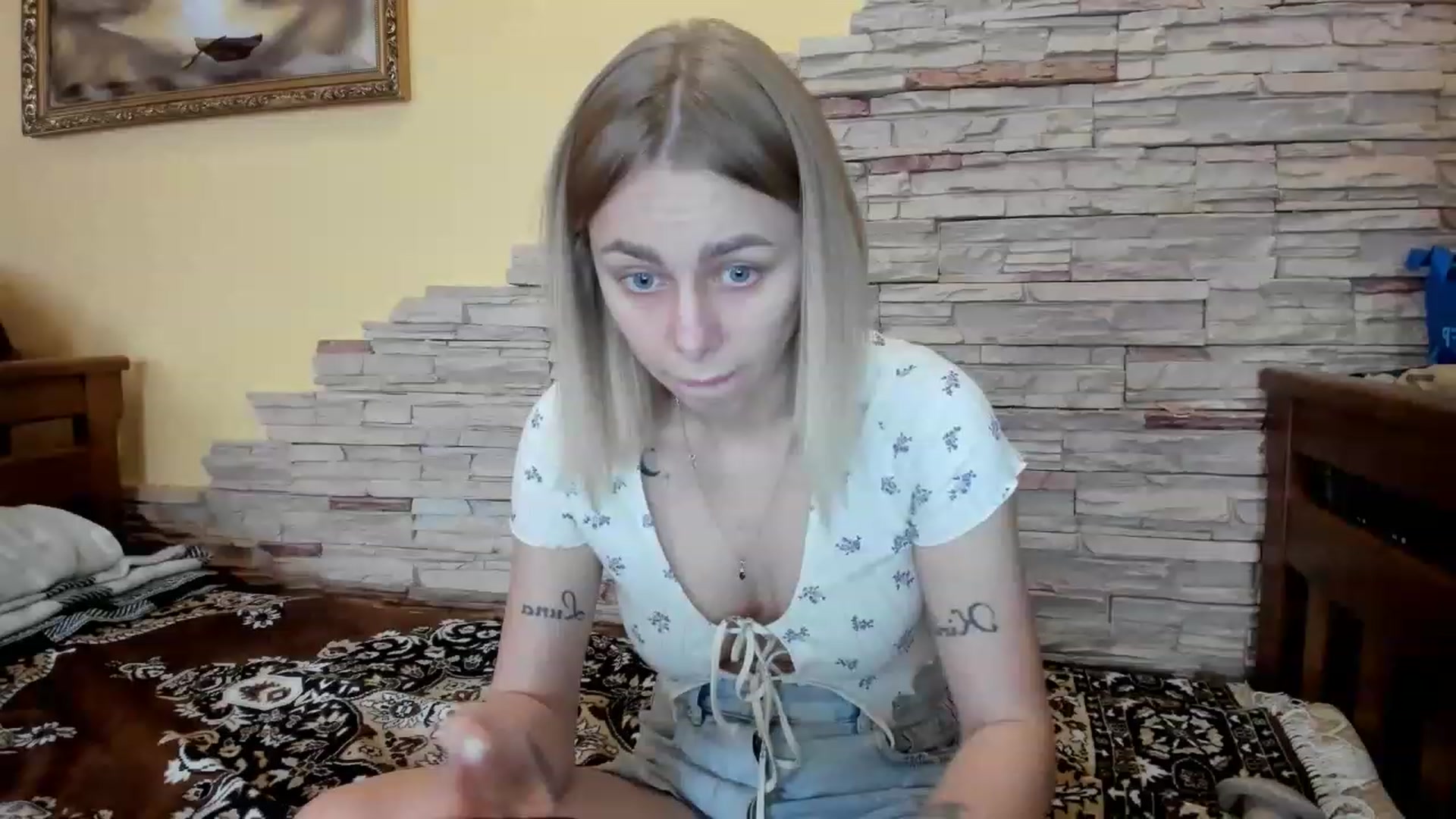 Gallery image thumbnail from YourPupsik's myfreecams stream on, 04/18/2023, 08:04 image 6 of 20