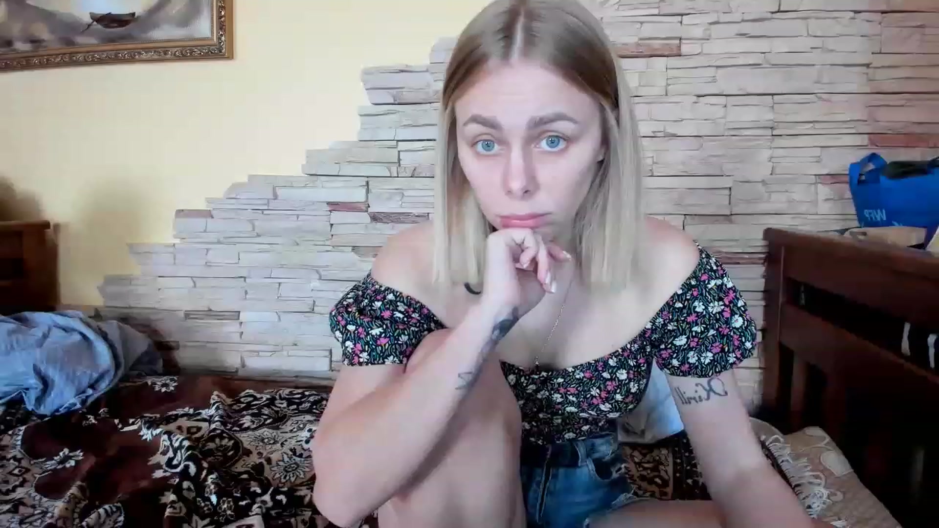 Gallery image thumbnail from YourPupsik's myfreecams stream on, 04/21/2023, 11:06 image 7 of 20