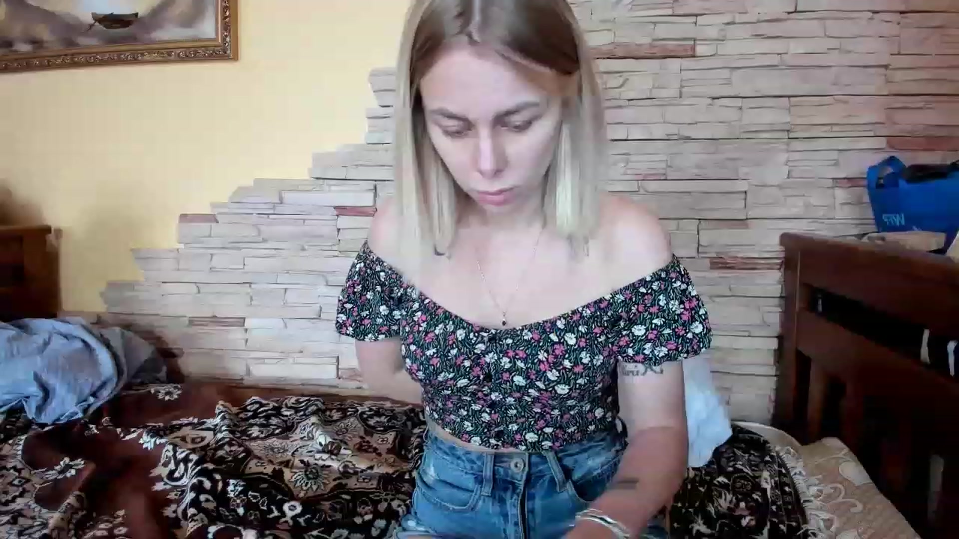 Gallery image thumbnail from YourPupsik's myfreecams stream on, 04/21/2023, 12:26 image 17 of 20