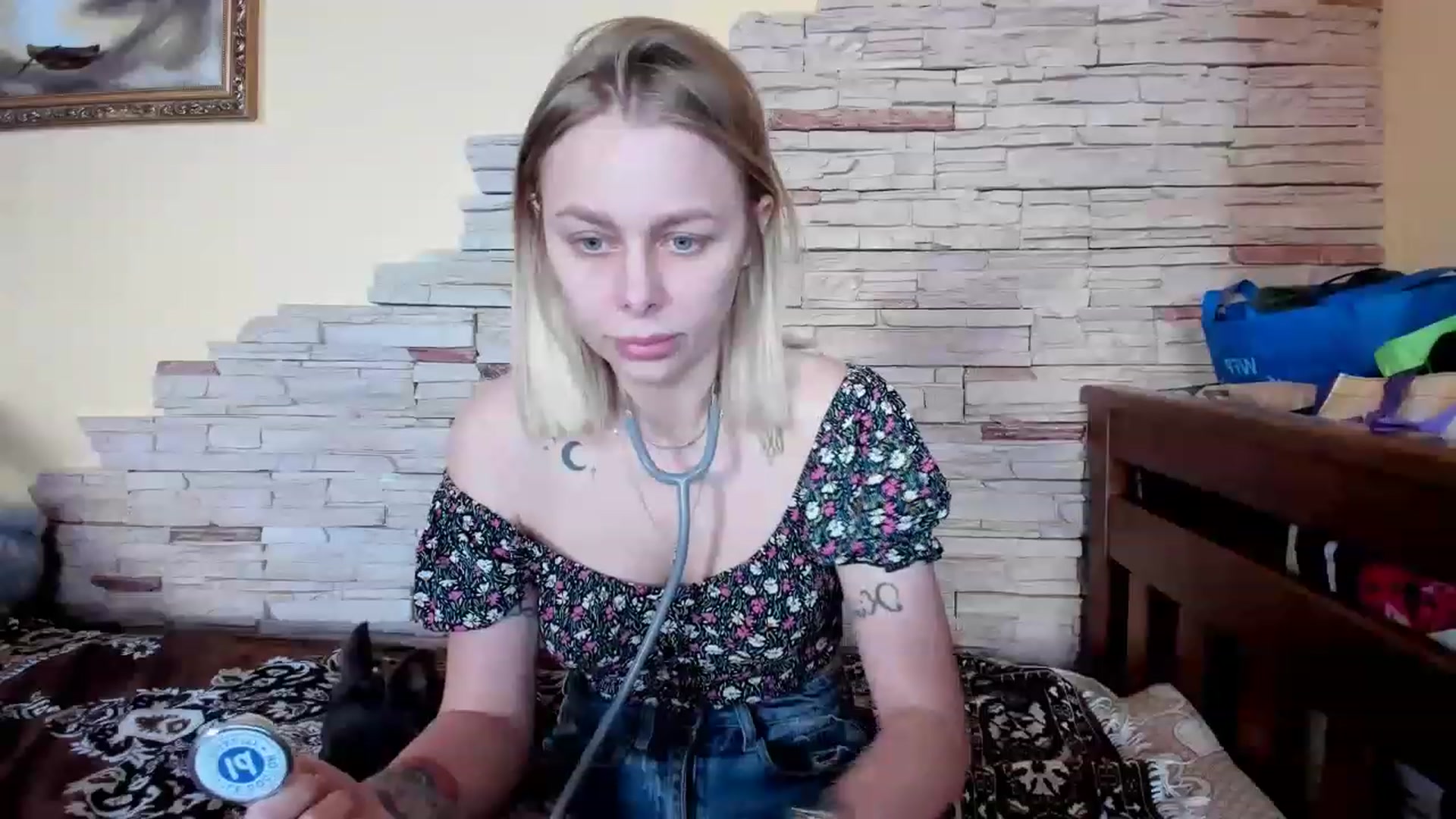 Gallery image thumbnail from YourPupsik's myfreecams stream on, 04/23/2023, 10:37 image 5 of 20