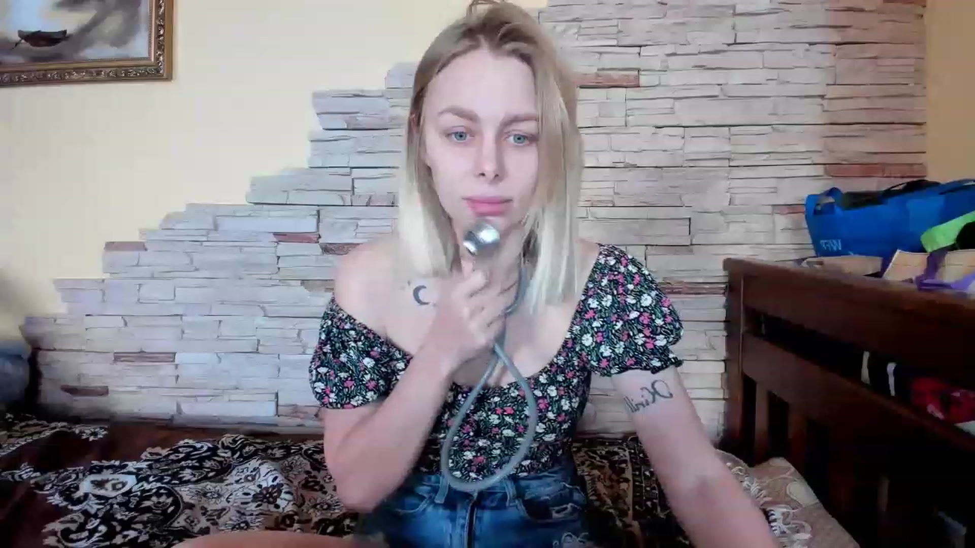 Gallery image thumbnail from YourPupsik's myfreecams stream on, 04/23/2023, 10:37 image 14 of 20