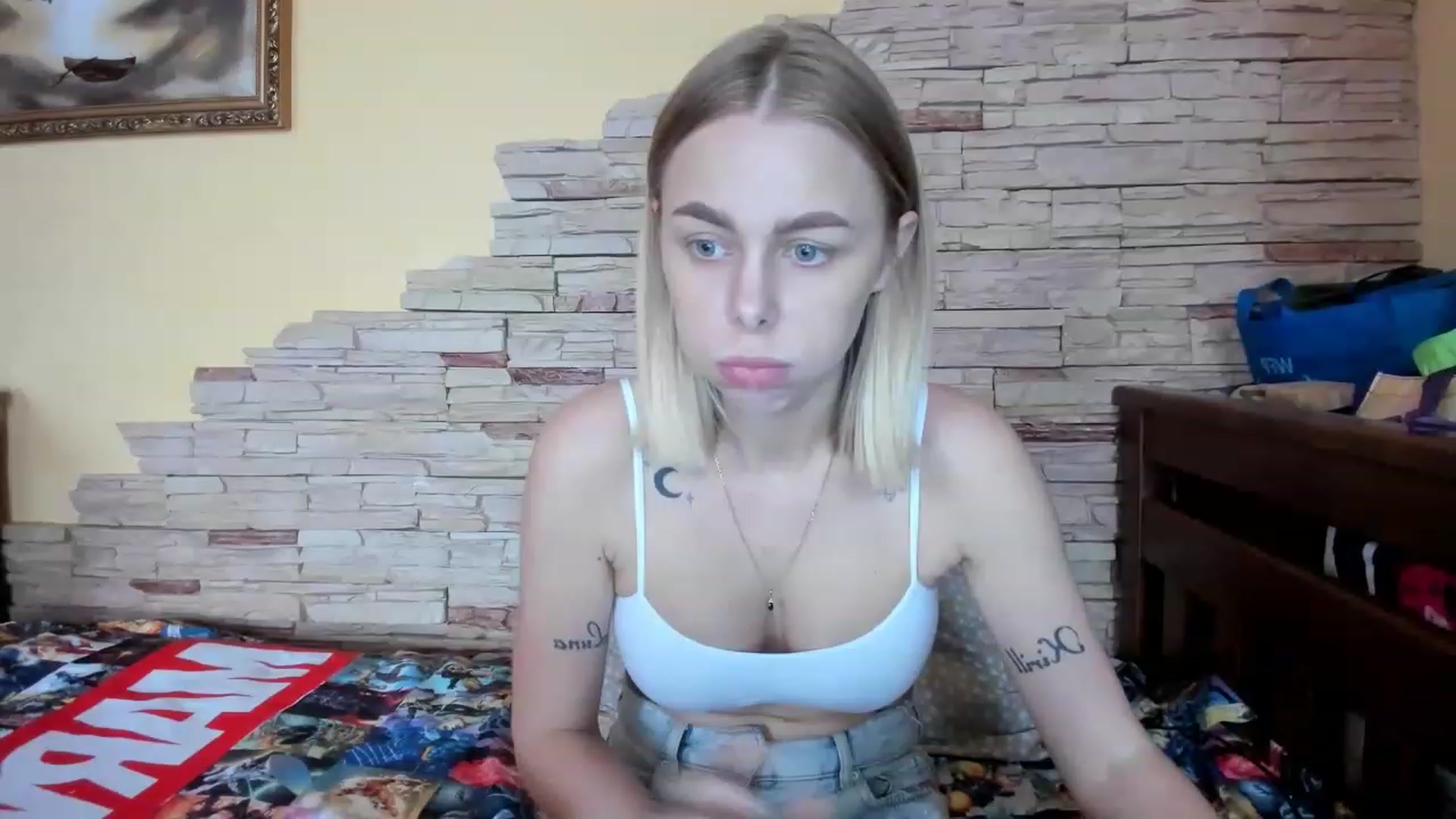 Gallery image thumbnail from YourPupsik's myfreecams stream on, 04/25/2023, 13:34 image 8 of 20