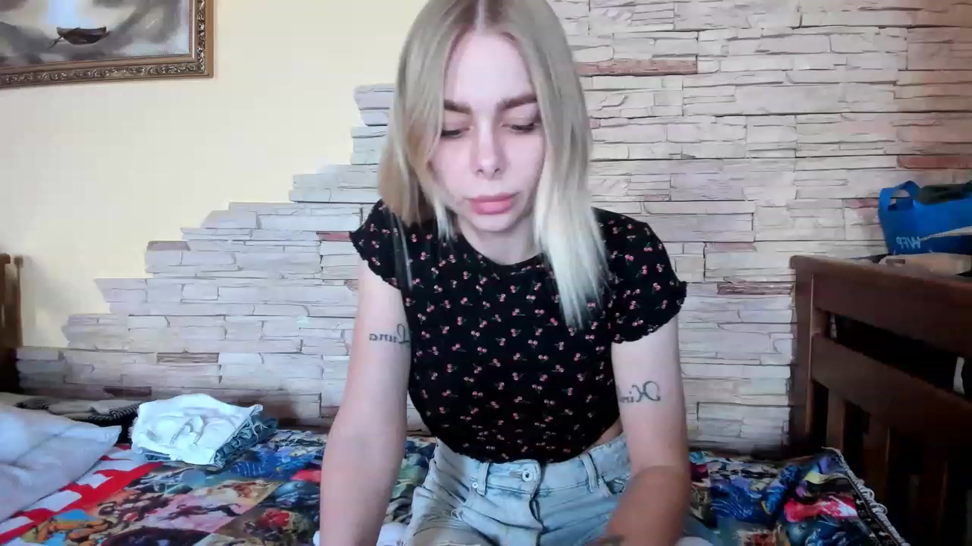 Gallery image thumbnail from YourPupsik's myfreecams stream on, 04/29/2023, 10:53 image 16 of 20