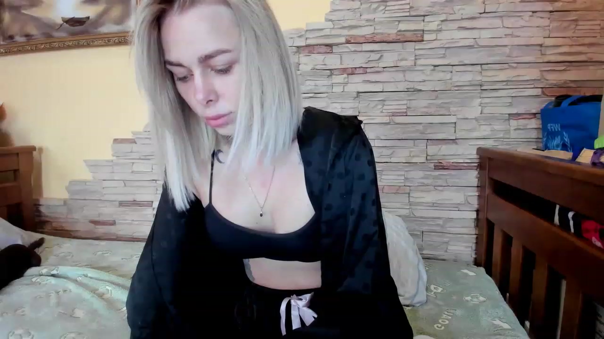 Gallery image thumbnail from YourPupsik's myfreecams stream on, 05/08/2023, 12:25 image 18 of 20