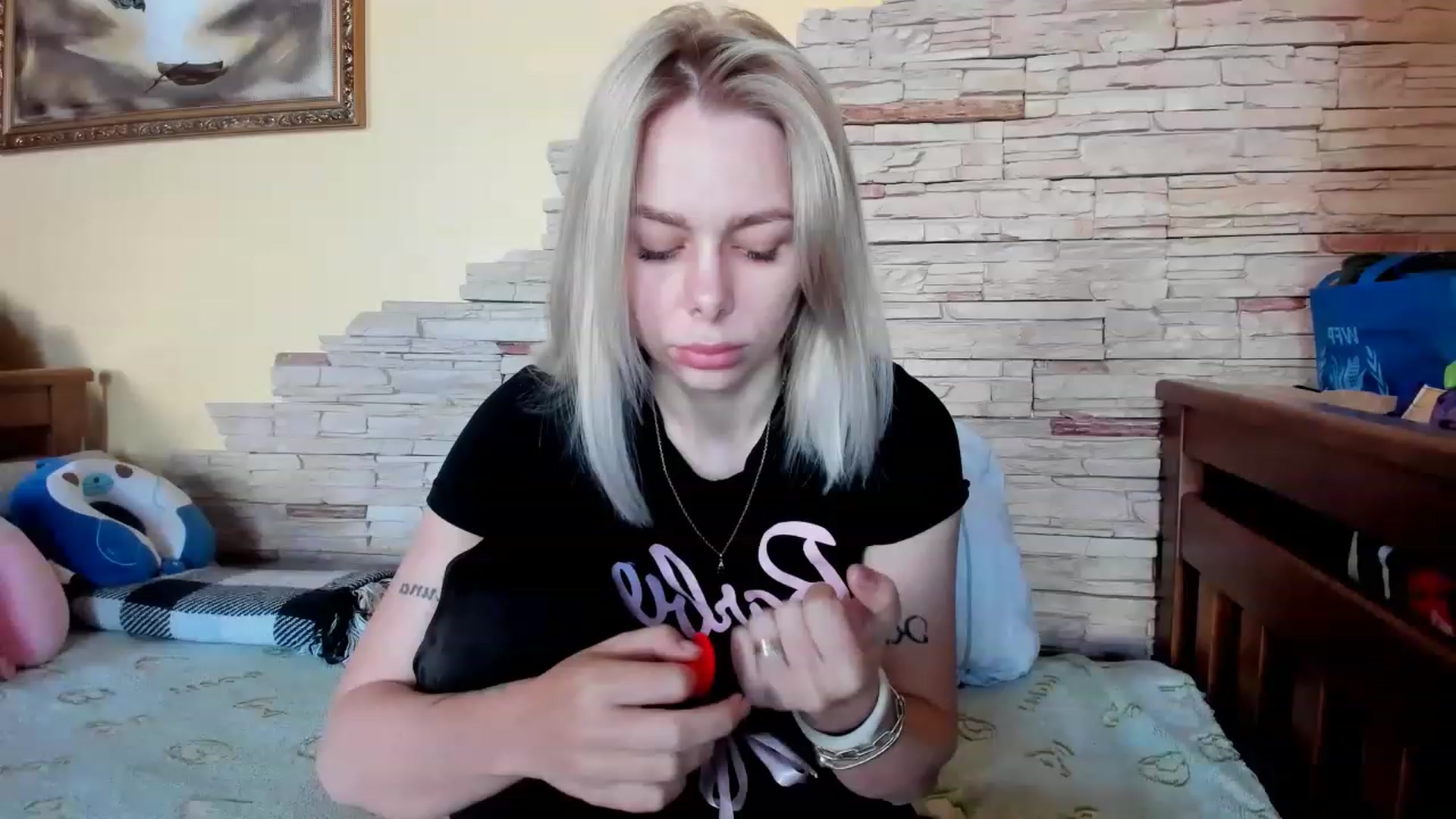 Gallery image thumbnail from YourPupsik's myfreecams stream on, 05/14/2023, 09:53 image 4 of 20